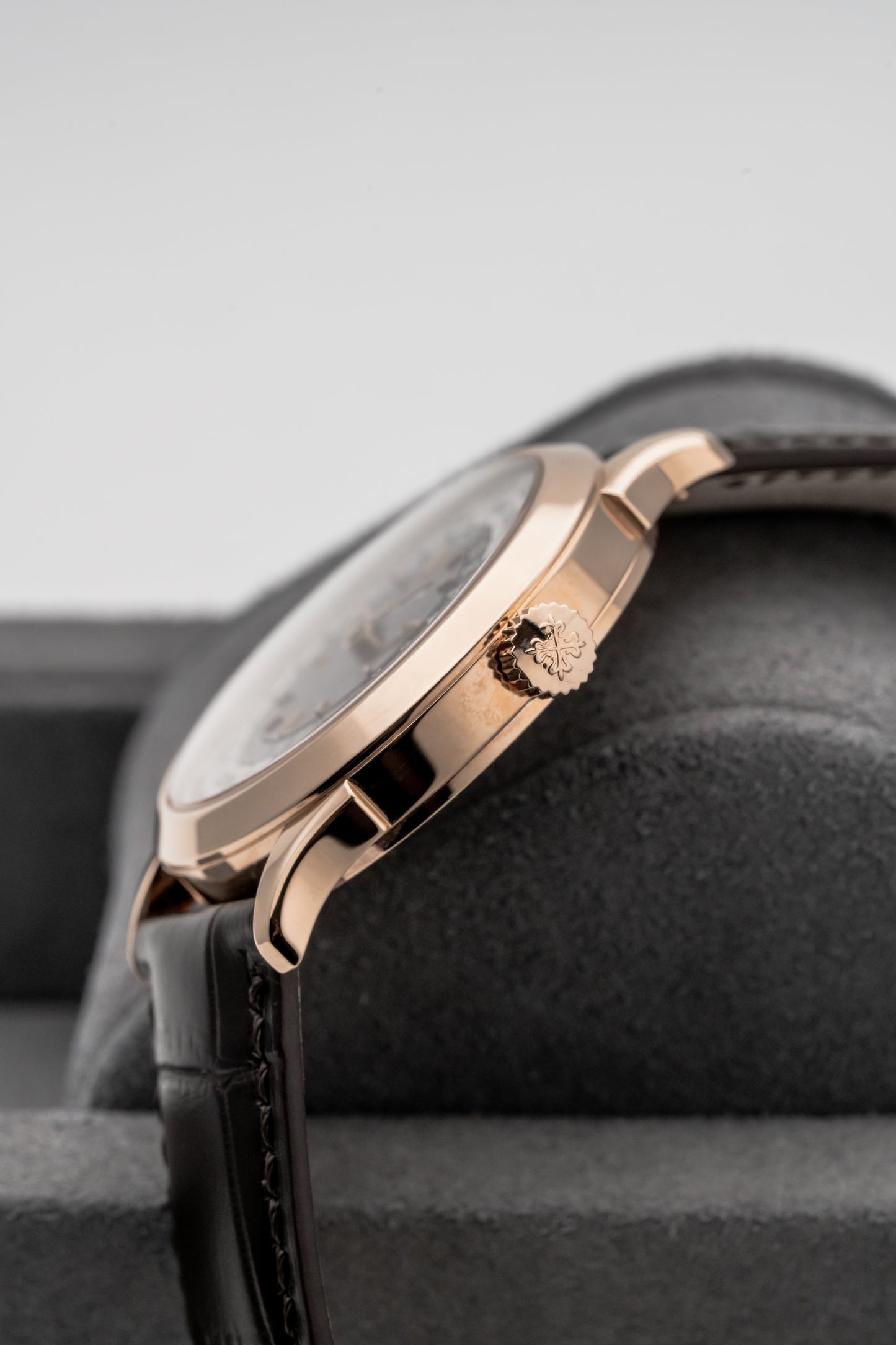 Patek Philippe World Time 5230R-001 Rose Gold Grey Guilloché Dial
