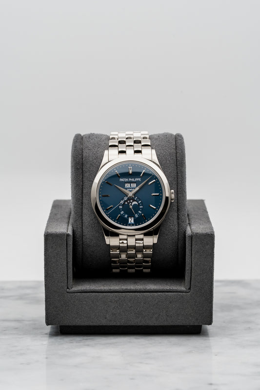 Patek Philippe Annual Calendar 5396/1G-001 – 18K White Gold, Blue Dial