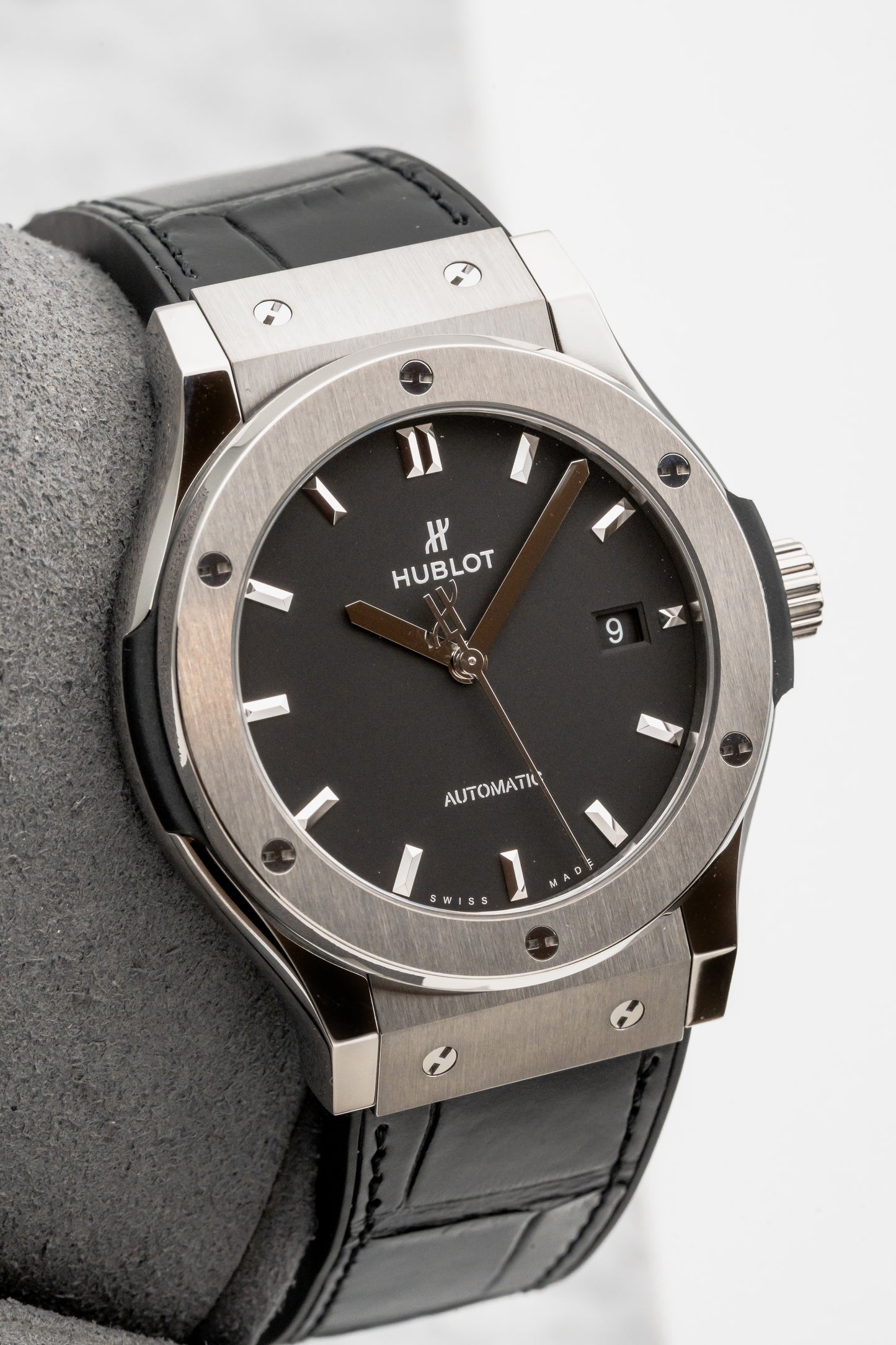 Hublot Classic Fusion Titanium 42 542.NX.1171.LR
