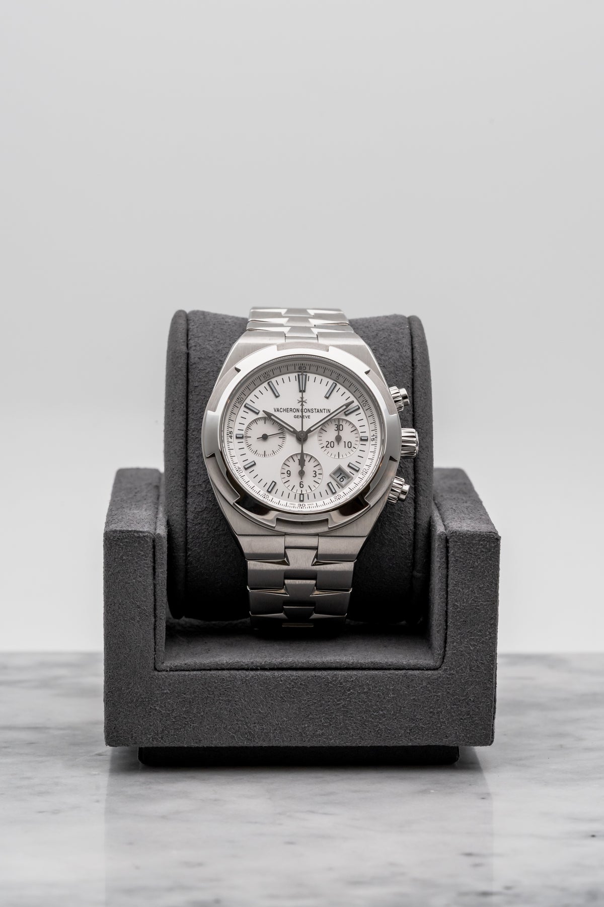 Vacheron Constantin Overseas Chronograph 5500V Silver Dial