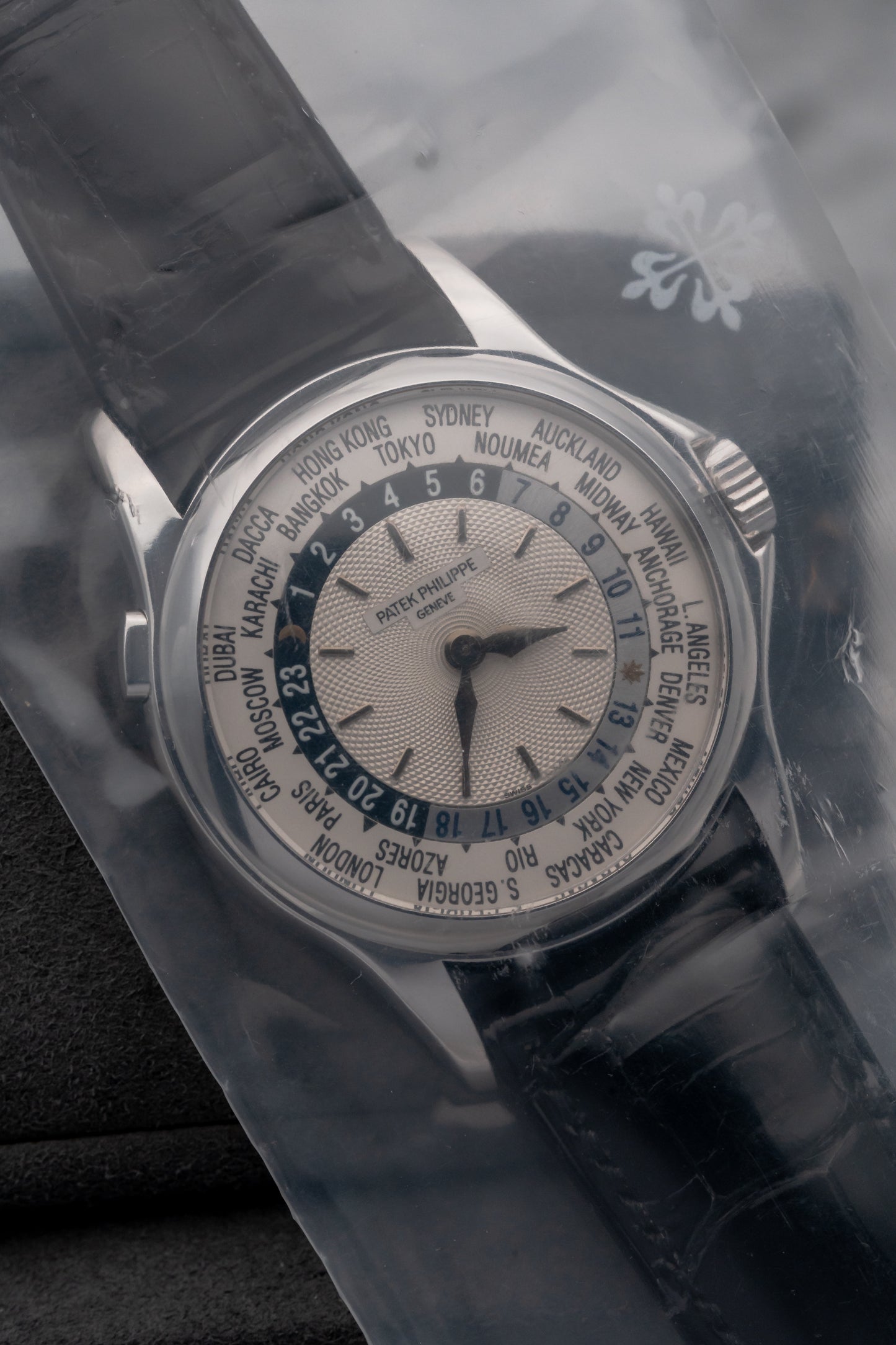 Patek Philippe World Time 5110G-001