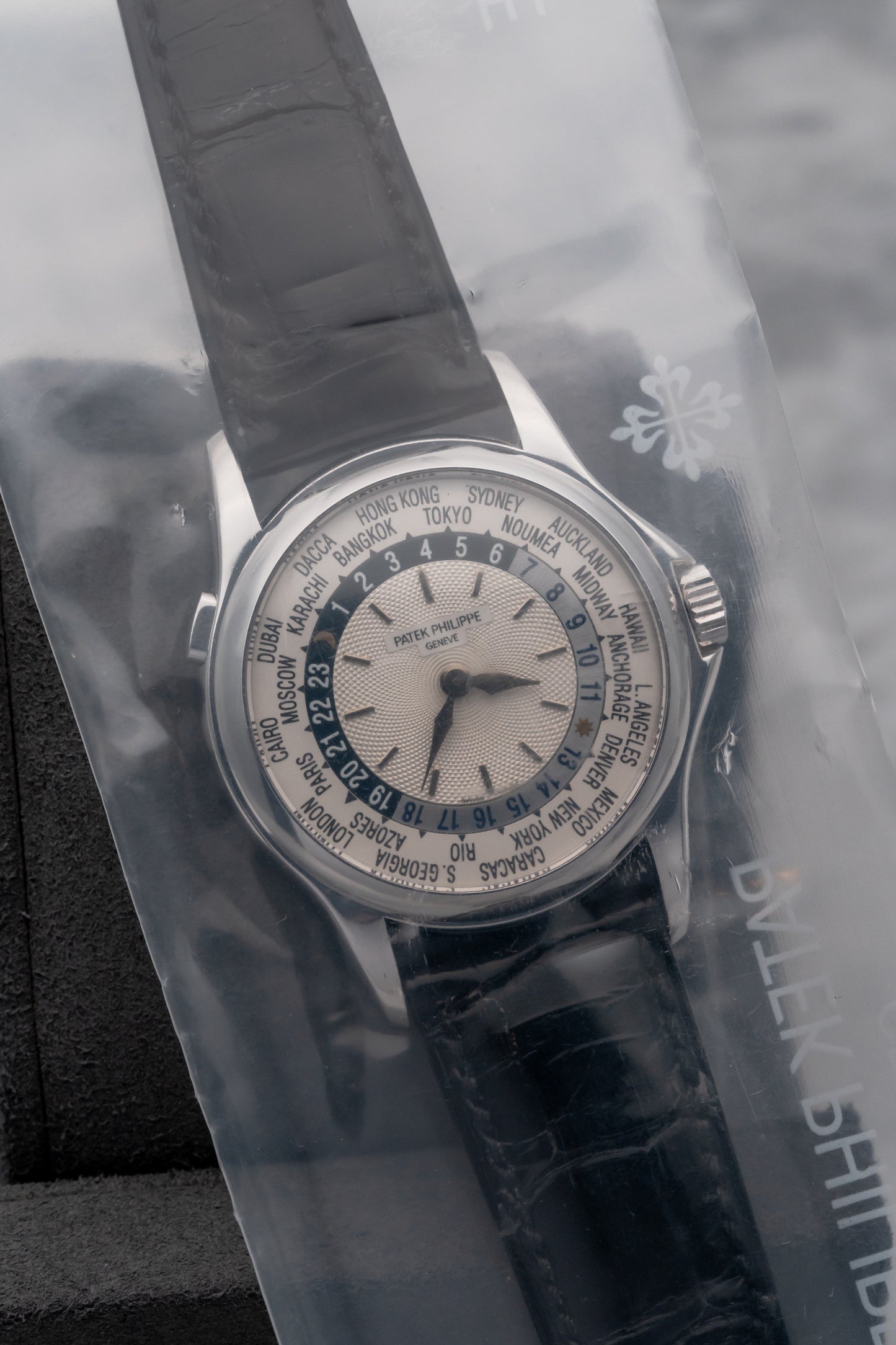 Patek Philippe World Time 5110G-001
