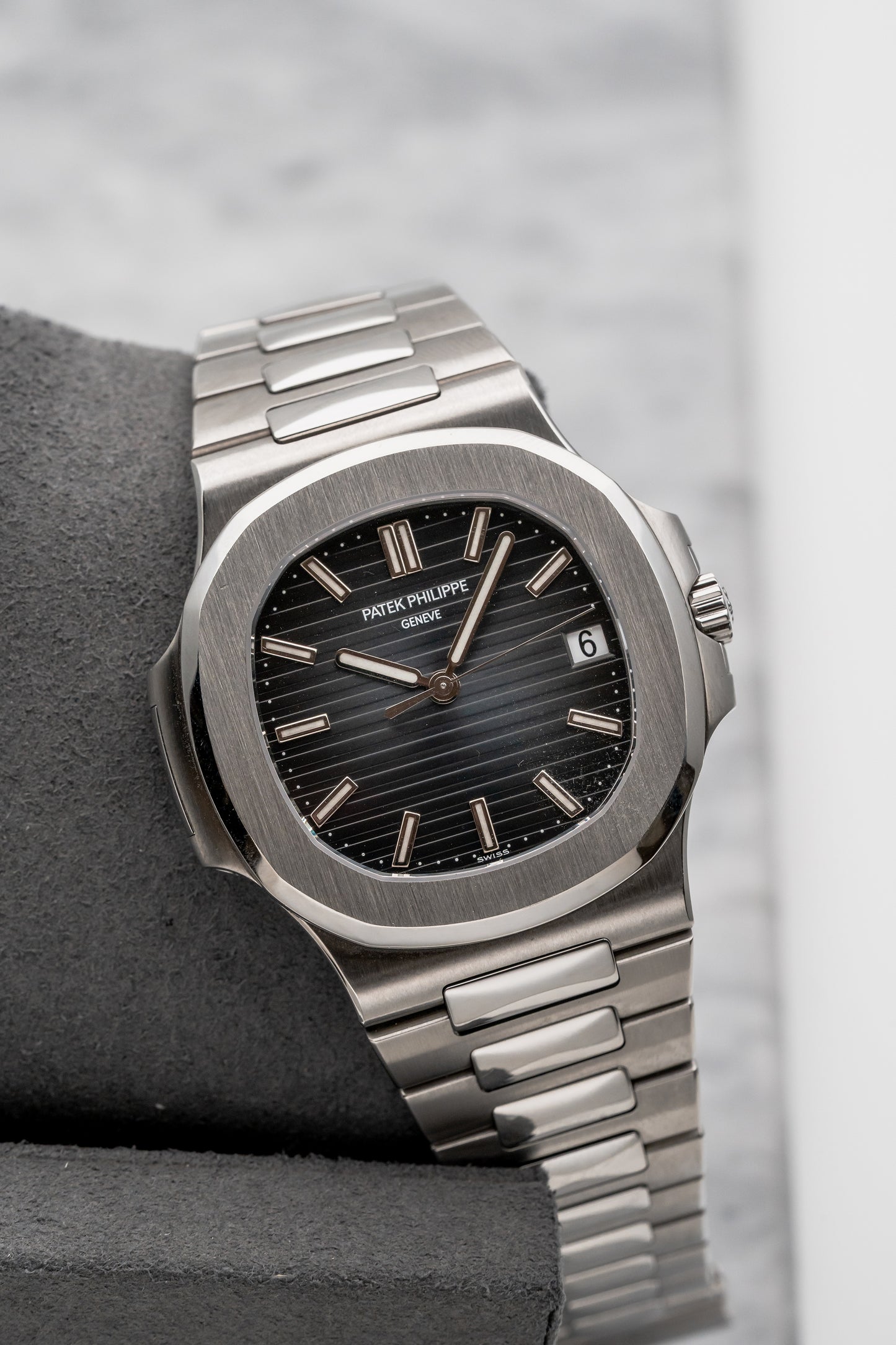 Patek Philippe Nautilus 5711/1A-001 Blue Dial