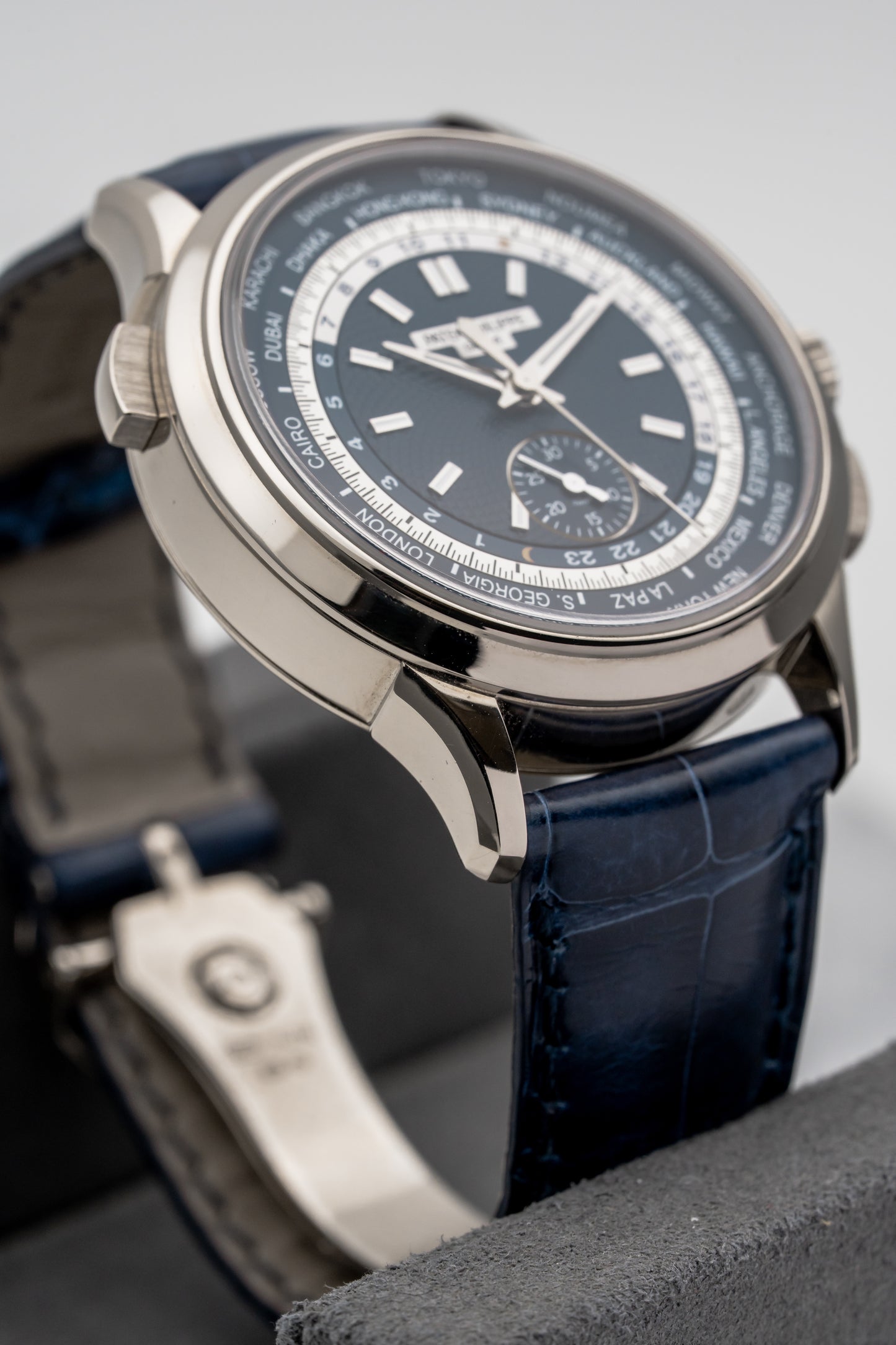 Patek Philippe World Time Chronograph 5930G, Blue Dial