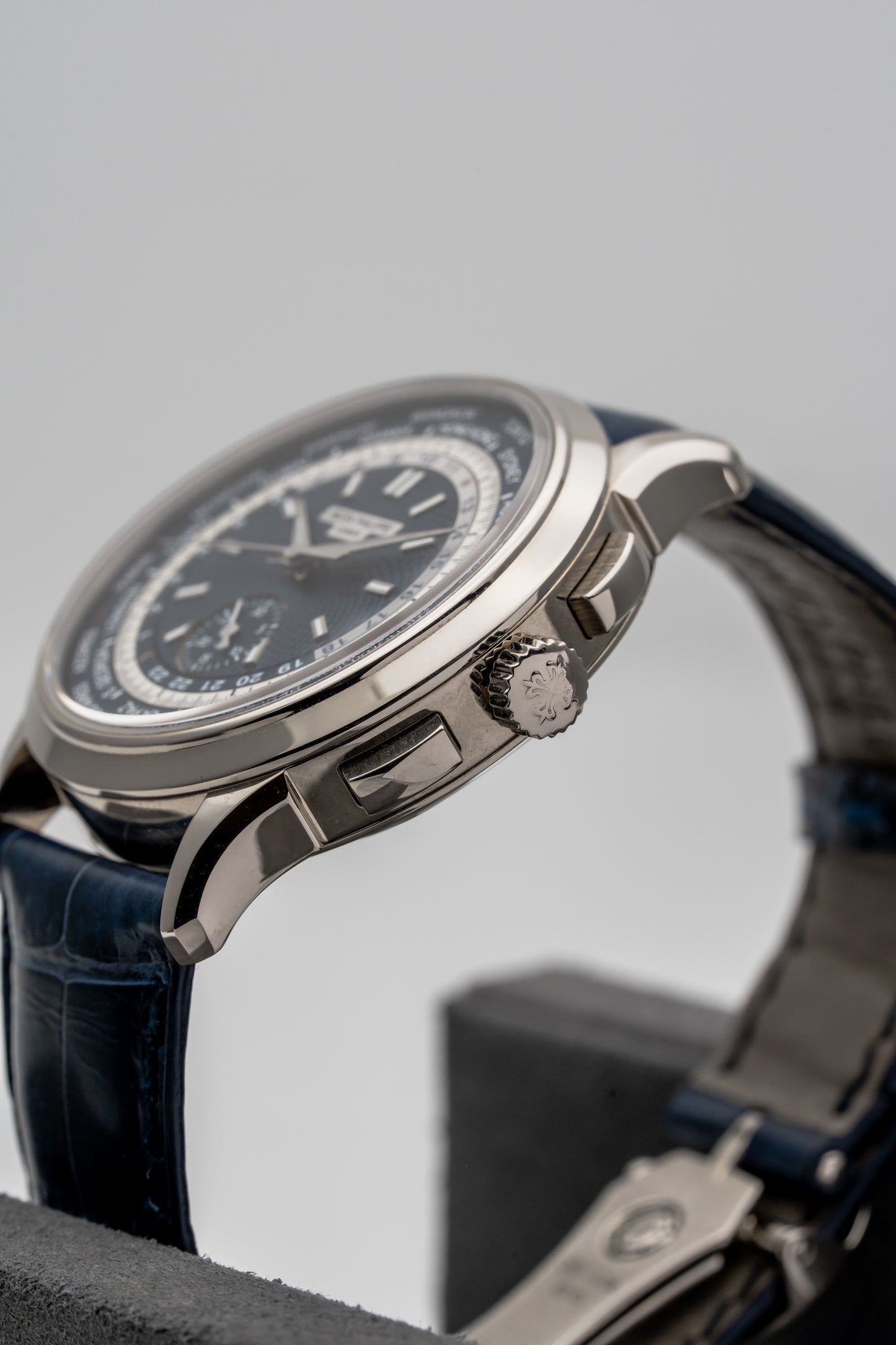 Patek Philippe World Time Chronograph 5930G, Blue Dial