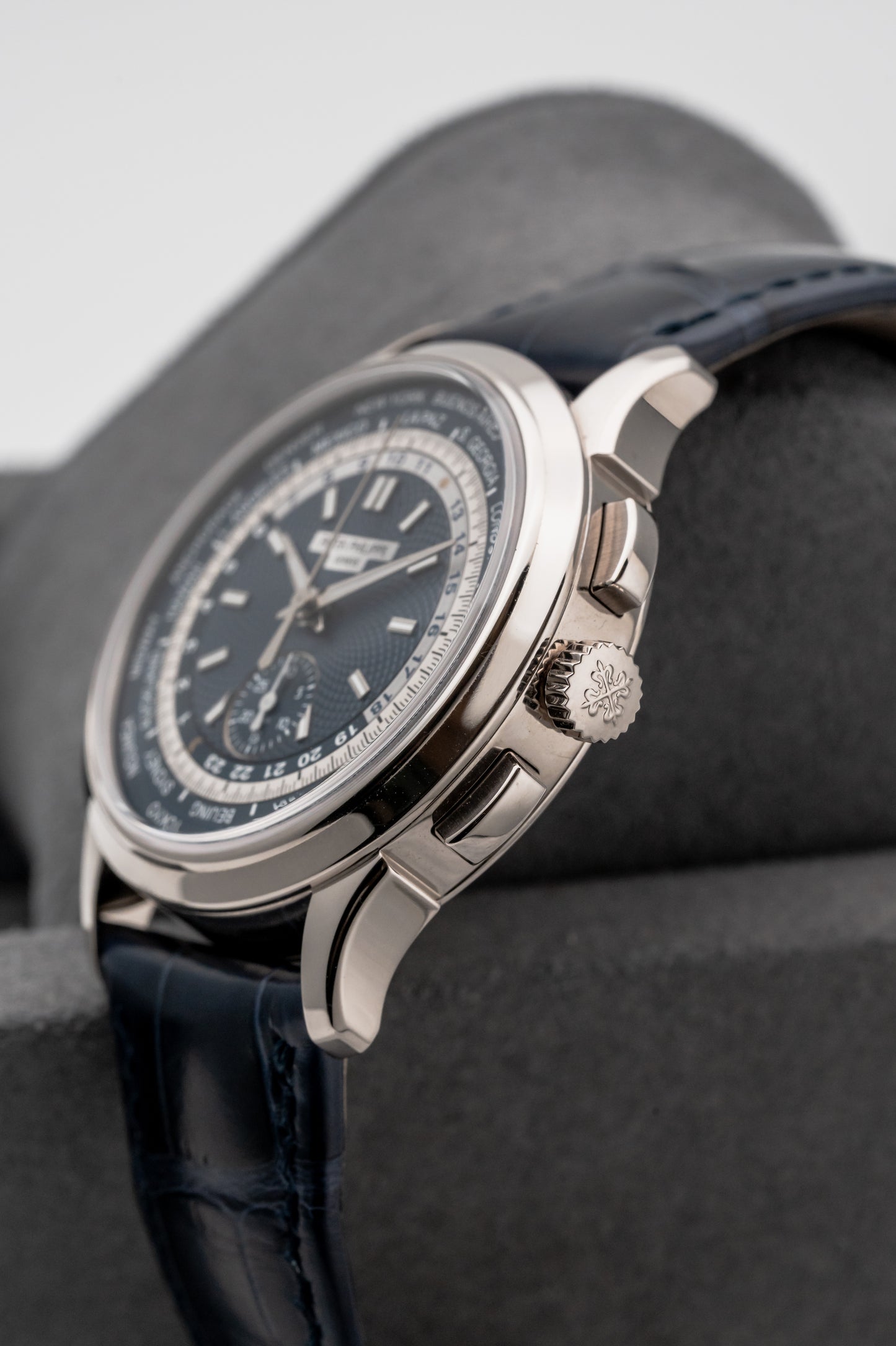Patek Philippe World Time Chronograph 5930G, Blue Dial