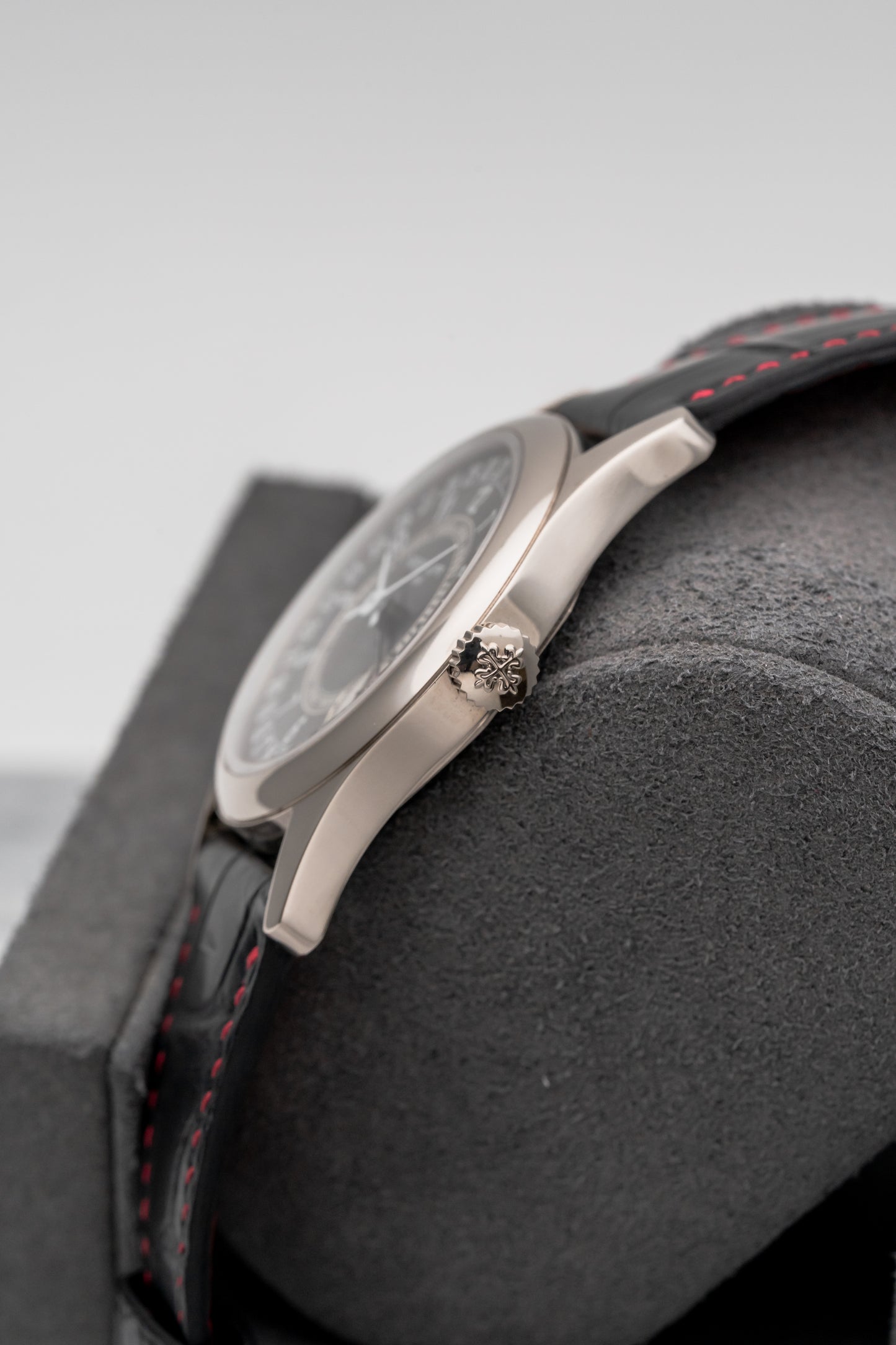 Patek Philippe Calatrava 6000G-010 Grey Dial