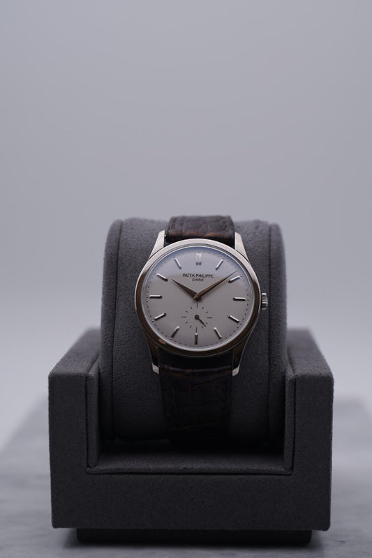 Patek Philippe Calatrava 5196G White Gold