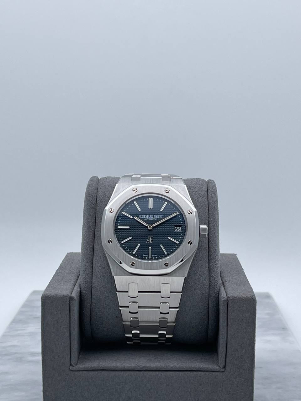 Audemars Piguet Royal Oak 15202ST "Jumbo"