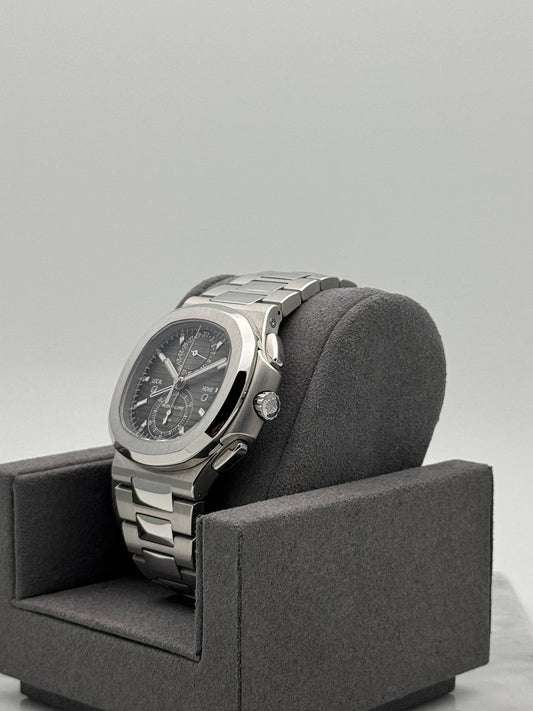 Patek Philippe Nautilus 5990/1A Grey Dial