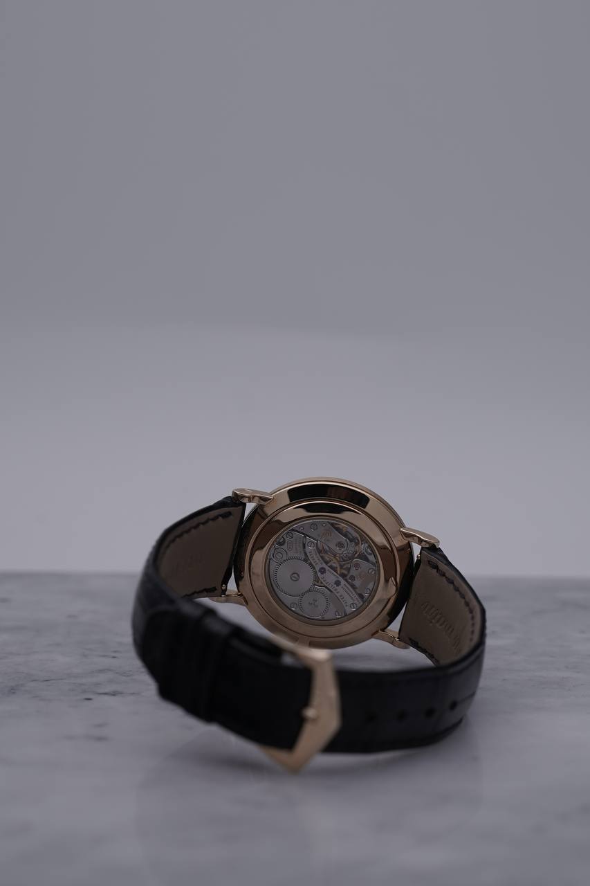 Patek Philippe Calatrava 5119J Clous de Paris Bezel