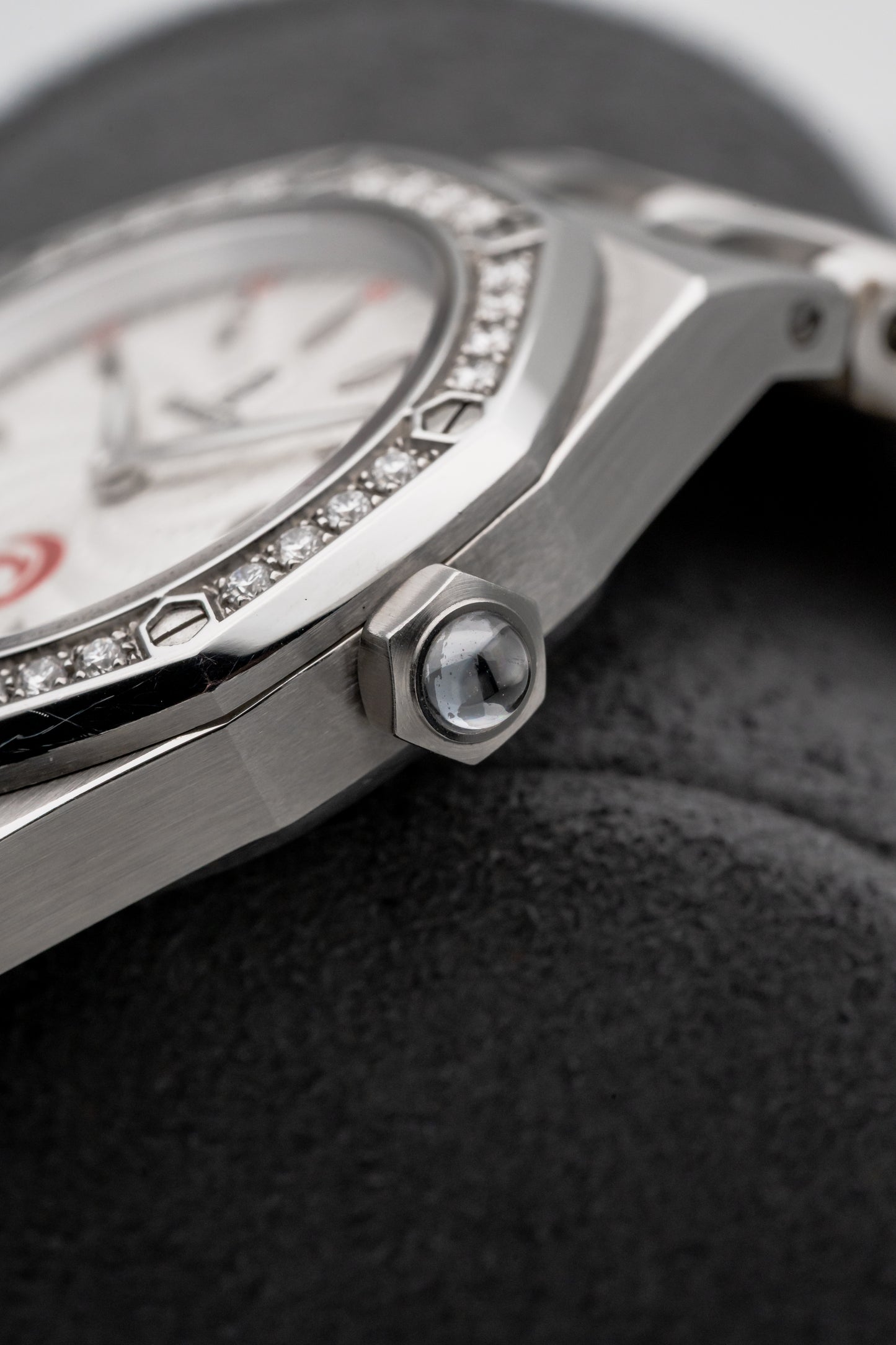 Audemars Piguet Royal Oak Alinghi 67611ST Silver Dial