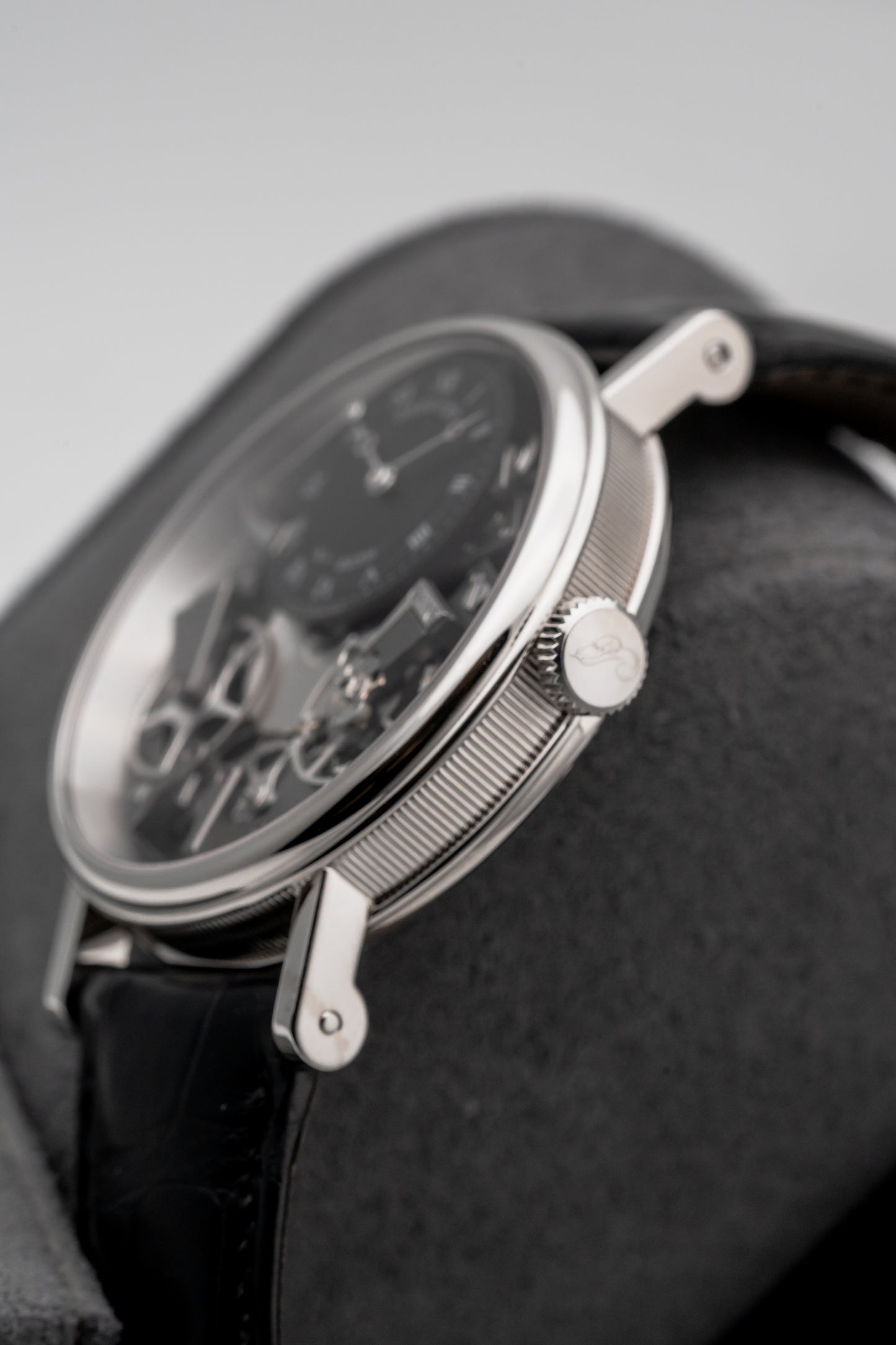 Breguet Tradition 7057BB/G9/9W6 White Gold, Black Dial