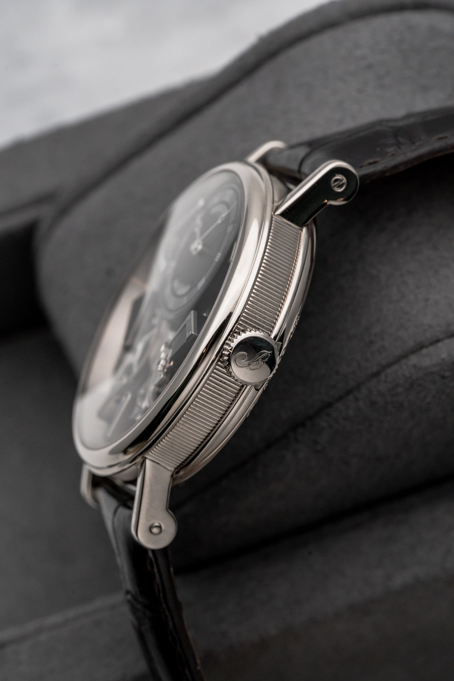 Breguet Tradition 7057BB/G9/9W6 Black Dial