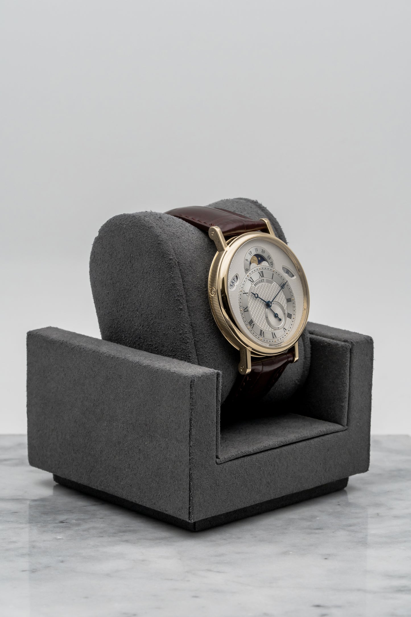 Breguet Classique Calendrier 7337BA/12/9V6 Yellow Gold, Silver Guilloché Dial