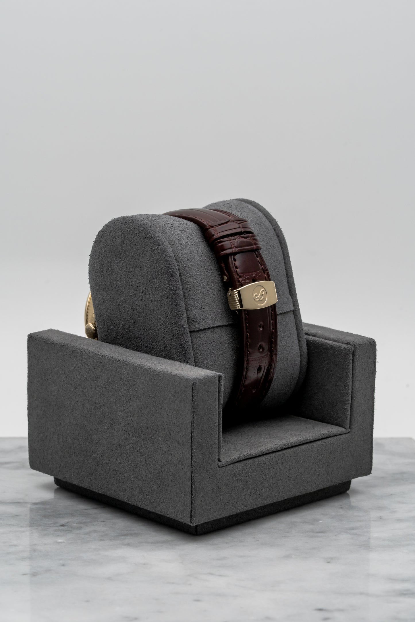 Breguet Classique Calendrier 7337BA/12/9V6 Yellow Gold, Silver Guilloché Dial