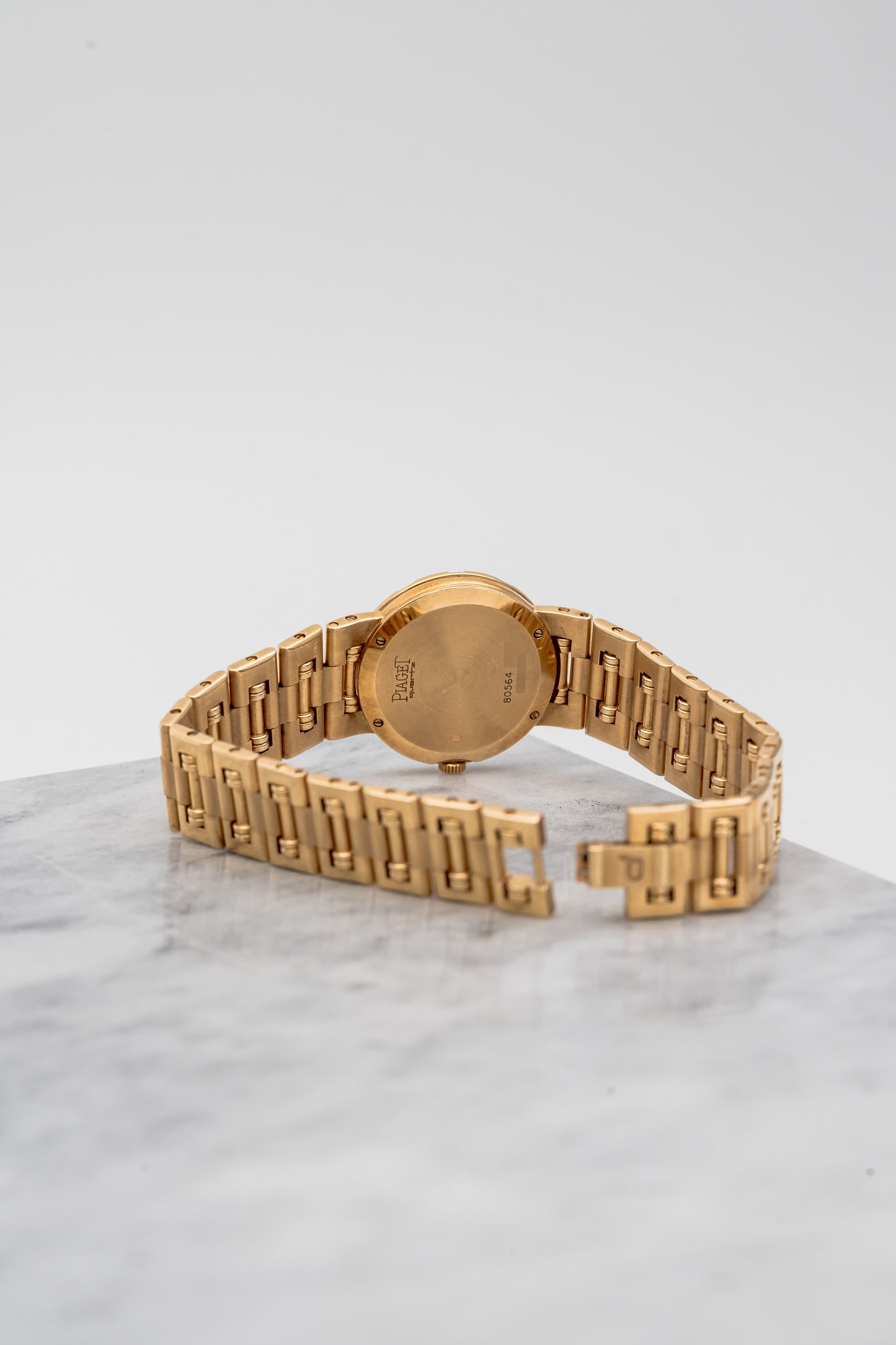 Piaget Dancer 80564 K81 Yellow Gold Opal Onyx Dial with Diamonds