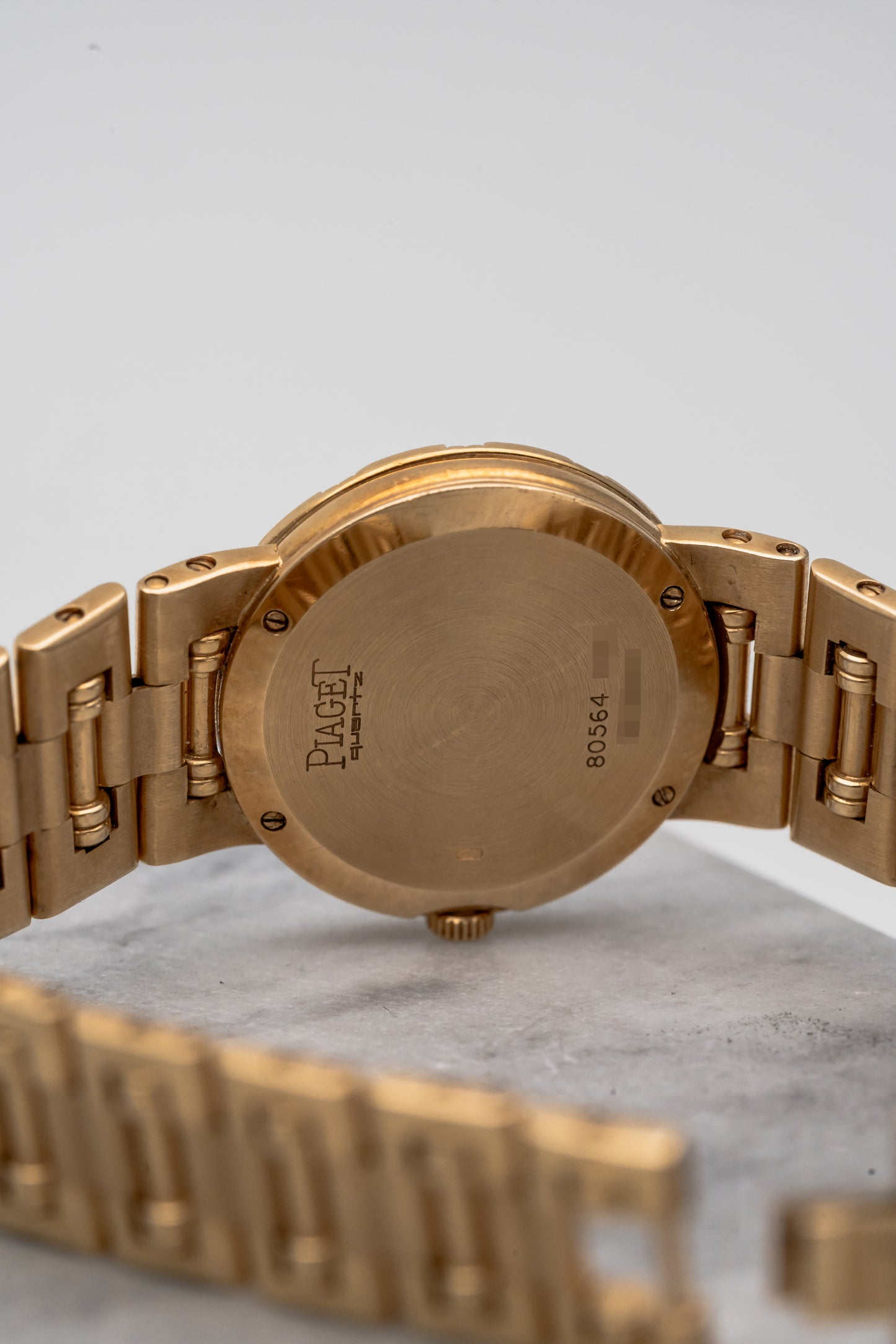 Piaget Dancer 80564 K81 Yellow Gold Opal Onyx Dial with Diamonds