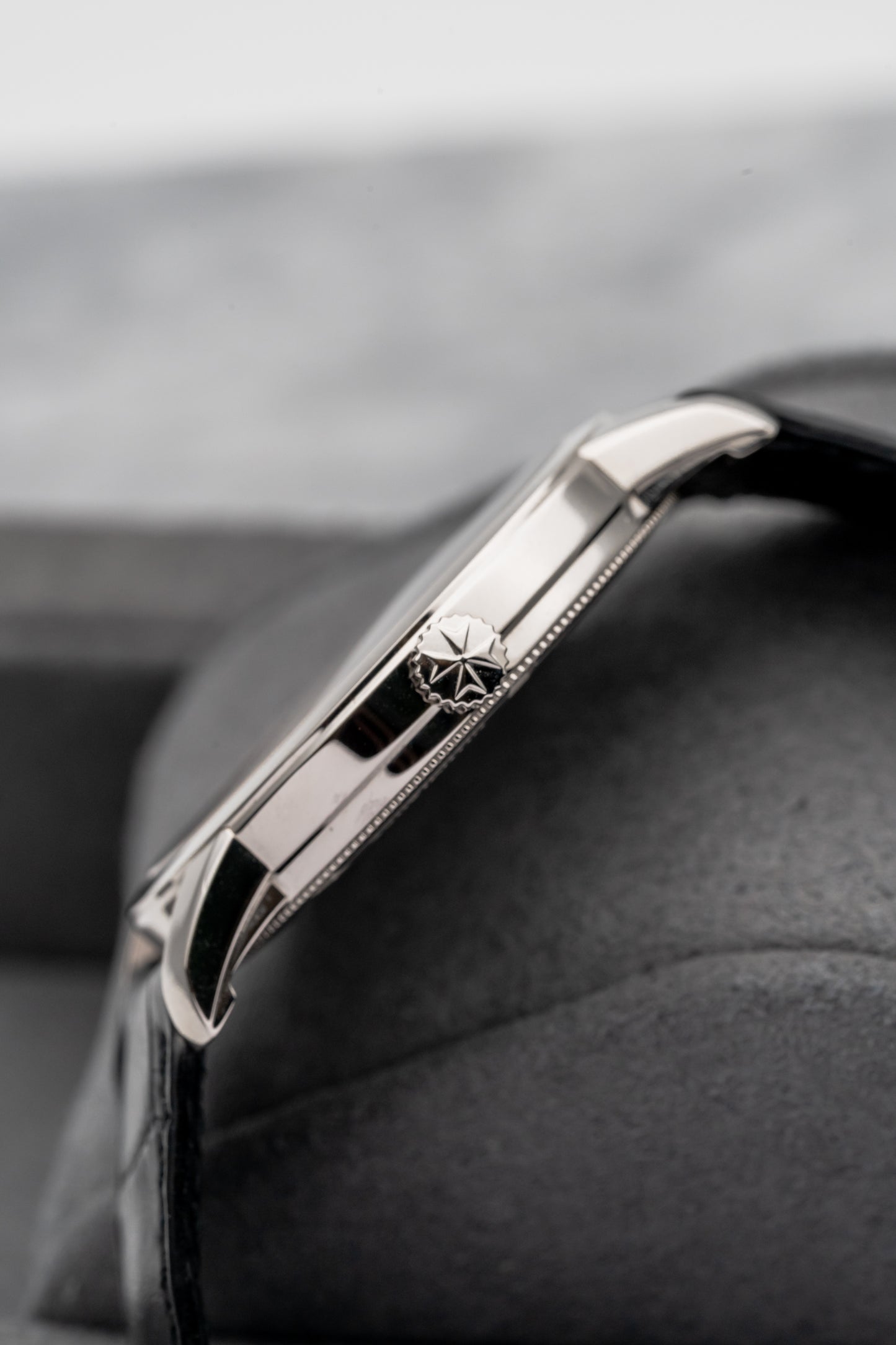 Vacheron Constantin Traditionnelle 82172/000G-9383 Silver Dial