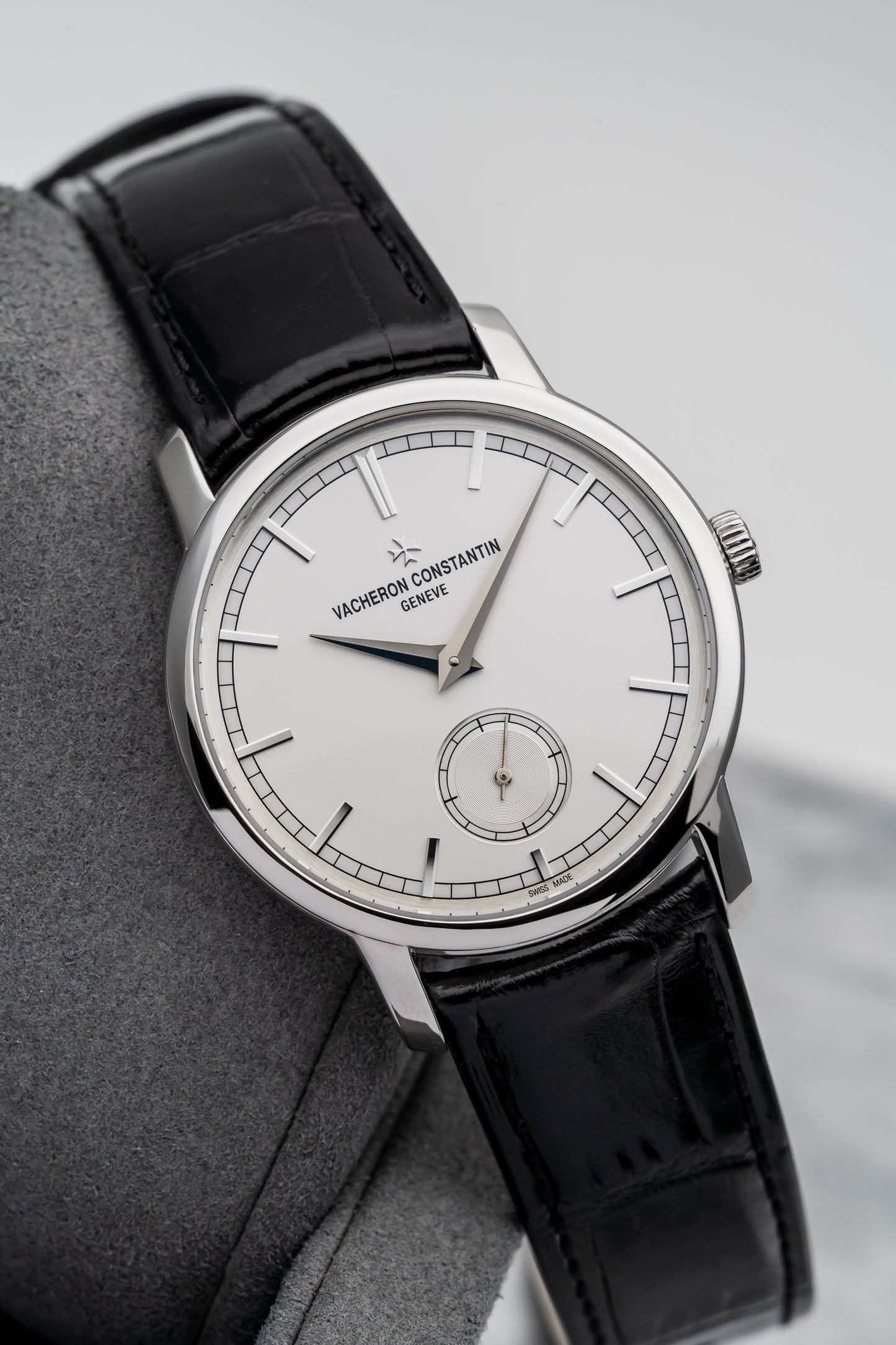 Vacheron Constantin Traditionnelle 82172/000G-9383 White Gold