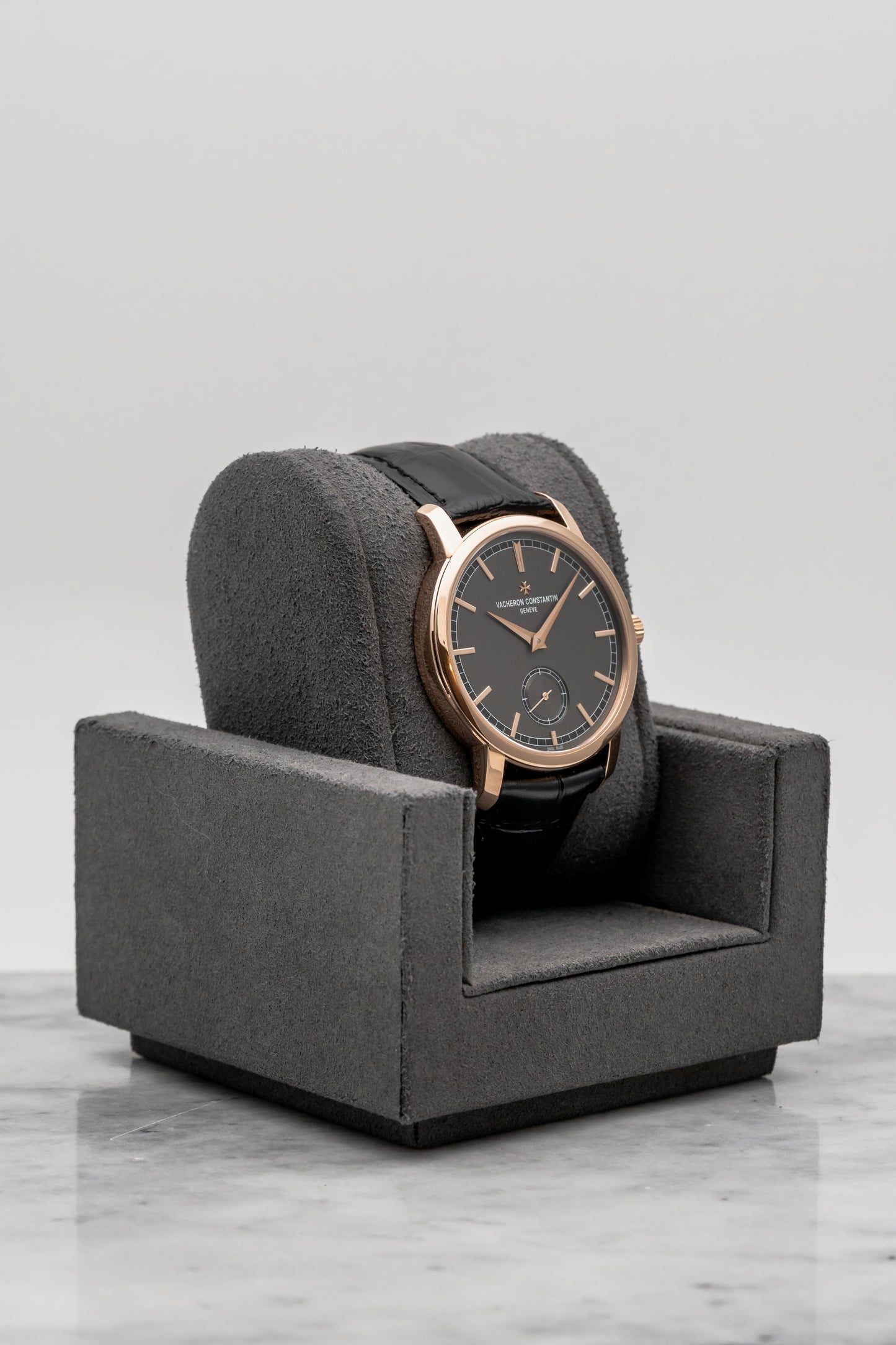 Vacheron Constantin Traditionnelle 82172/000R-B402 Grey Dial Black Strap