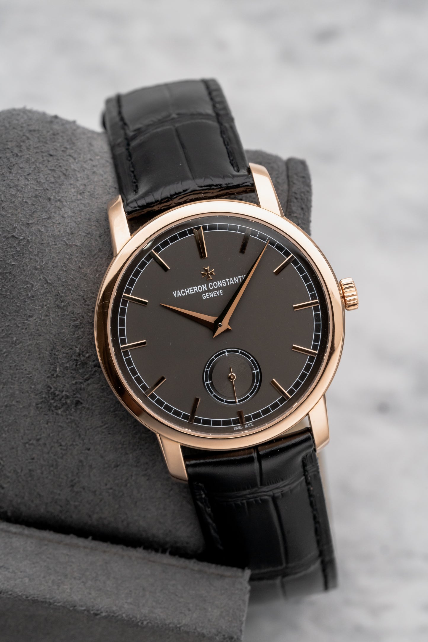 Vacheron Constantin Traditionnelle 82172/000R-B402 Grey Dial Black Strap
