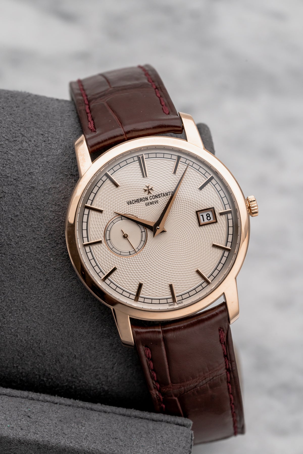 Vacheron Constantin Traditionnelle Date 87172/000R-9302 Silver Dial