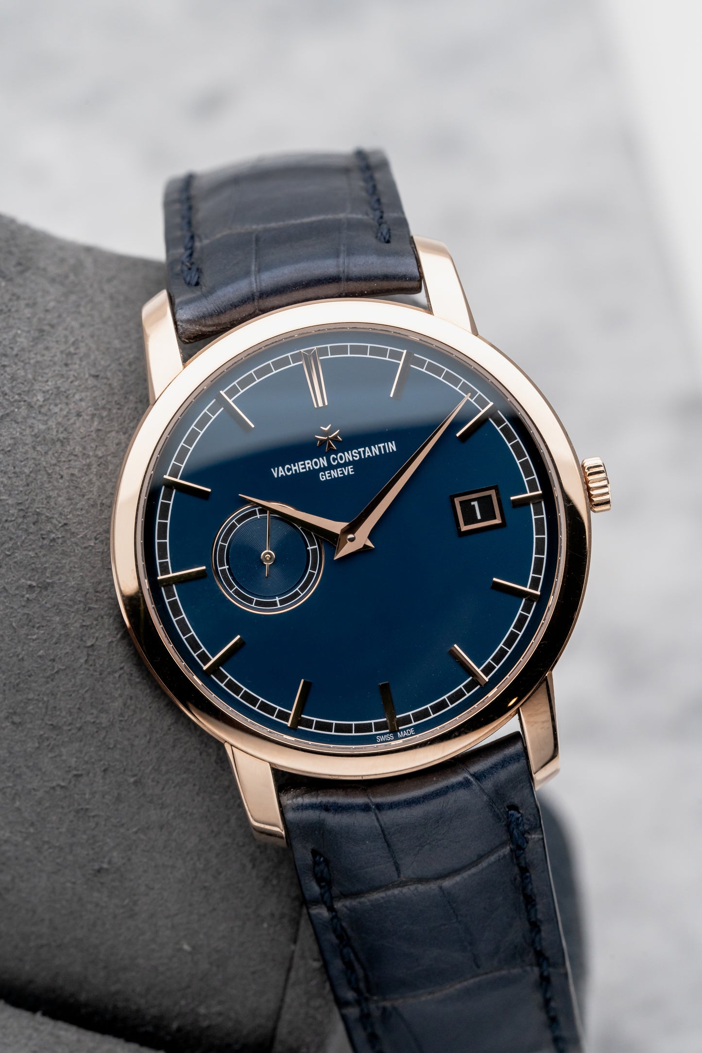 Vacheron Constantin Traditionnelle Date 87172/000R-B512 Bucherer Blue