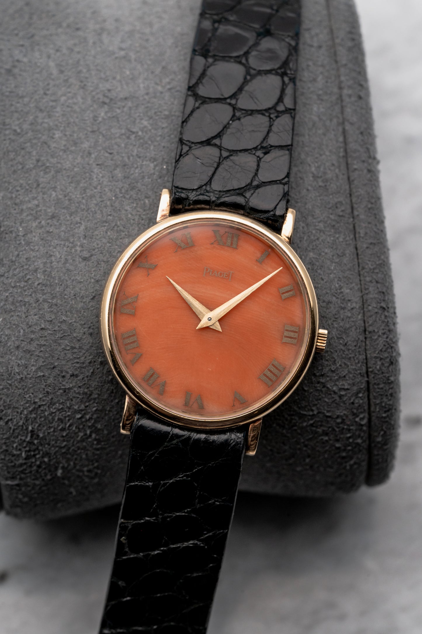 Piaget Ladies 9015, Coral Dial