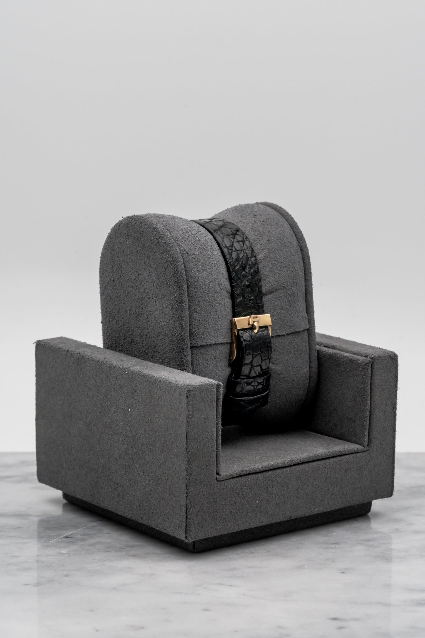 Piaget Ladies 9015, Coral Dial