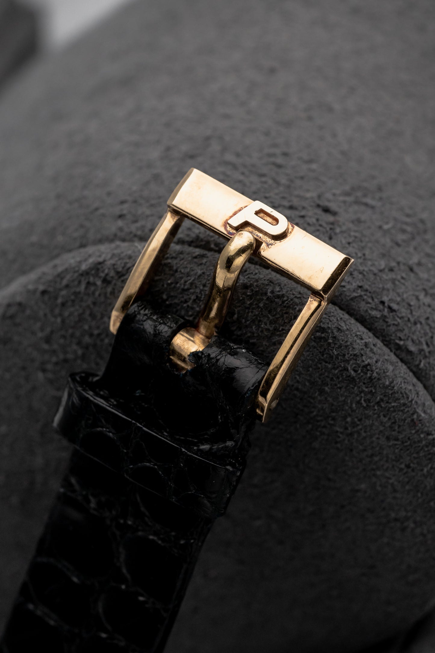 Piaget Ladies 9015, Coral Dial