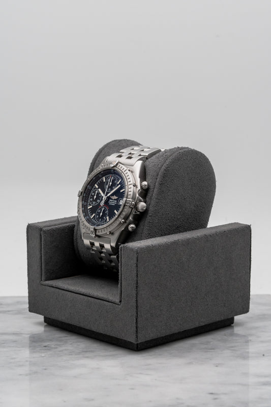 Breitling Chronomat Blackbird A13050.1
