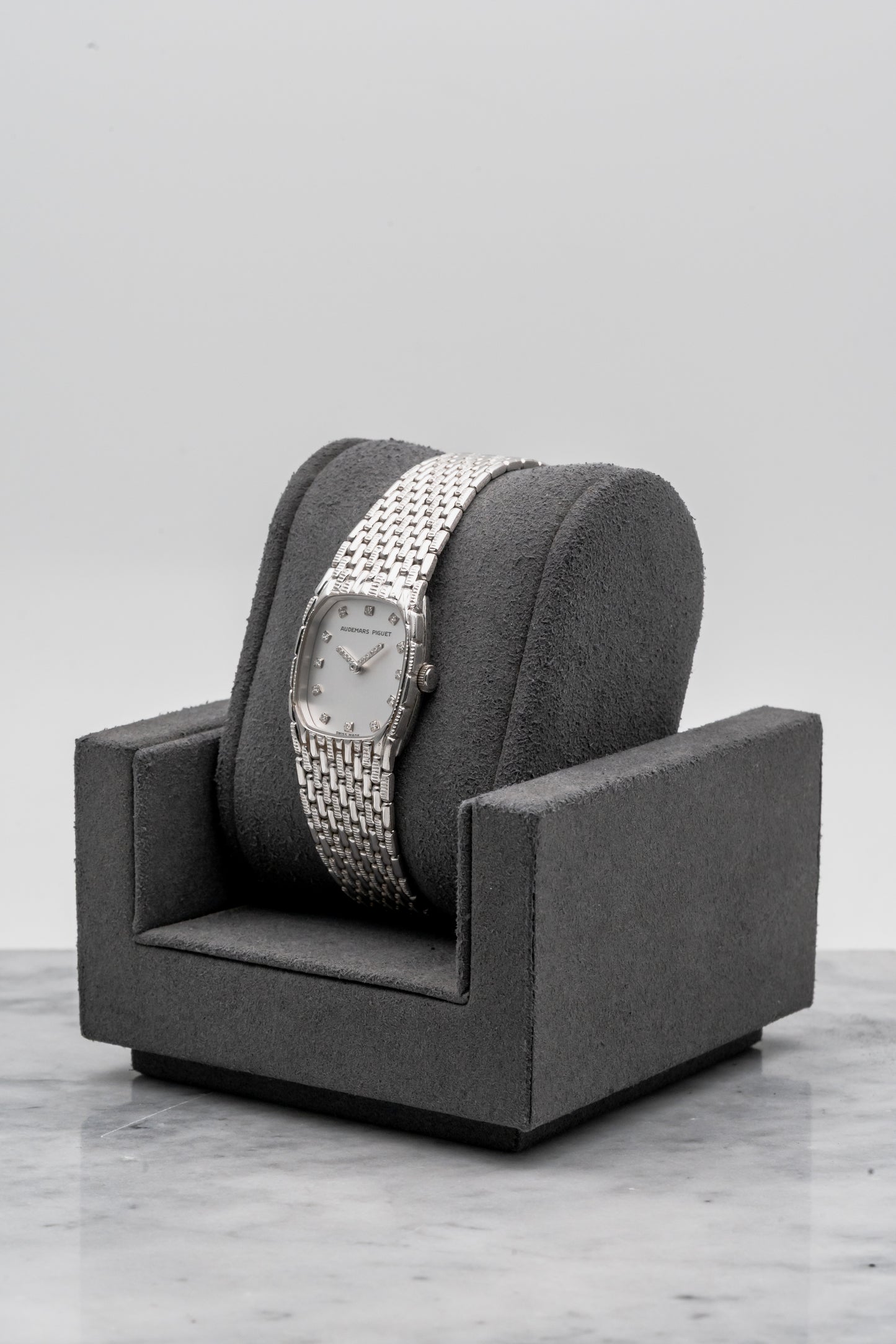 Audemars Piguet Ladies Cobra Diamond Index White Gold Manual-Winding