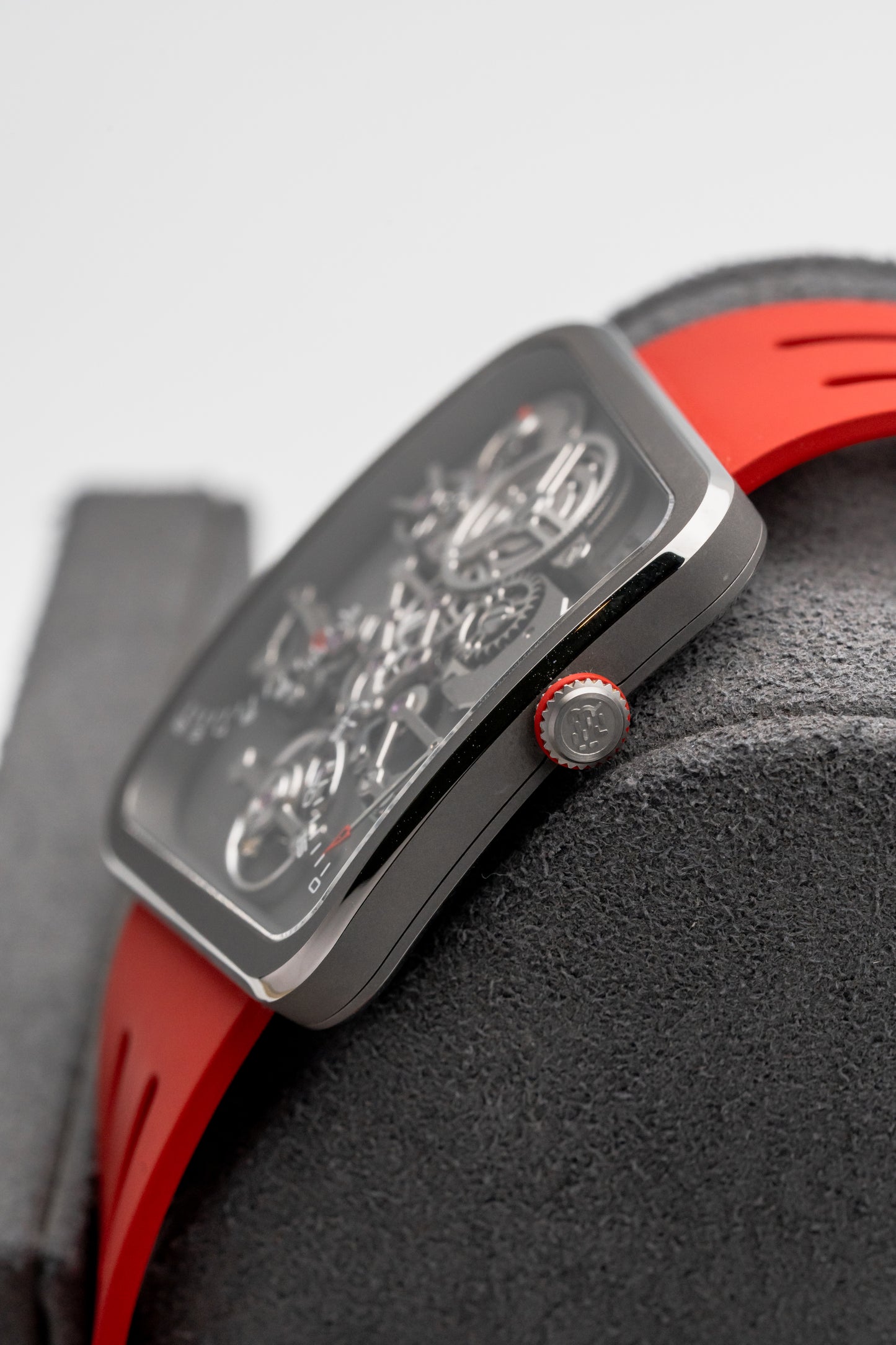 Behrens Inventor Ultra-Light 20G BHR030T101 Openworked Dial