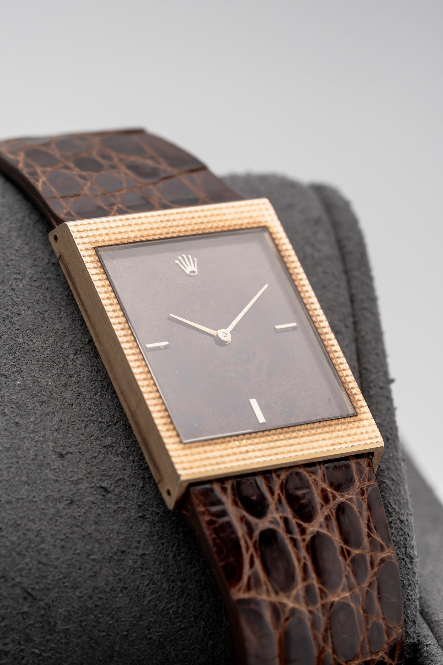 Rolex Cellini 4127 Wood Dial, Brown Dial