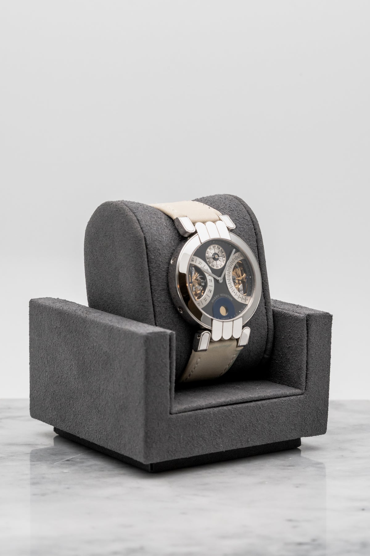Harry Winston Premier Excenter Bi-Retrograde Perpetual Calendar 200/MAPC Grey/Silver Dial
