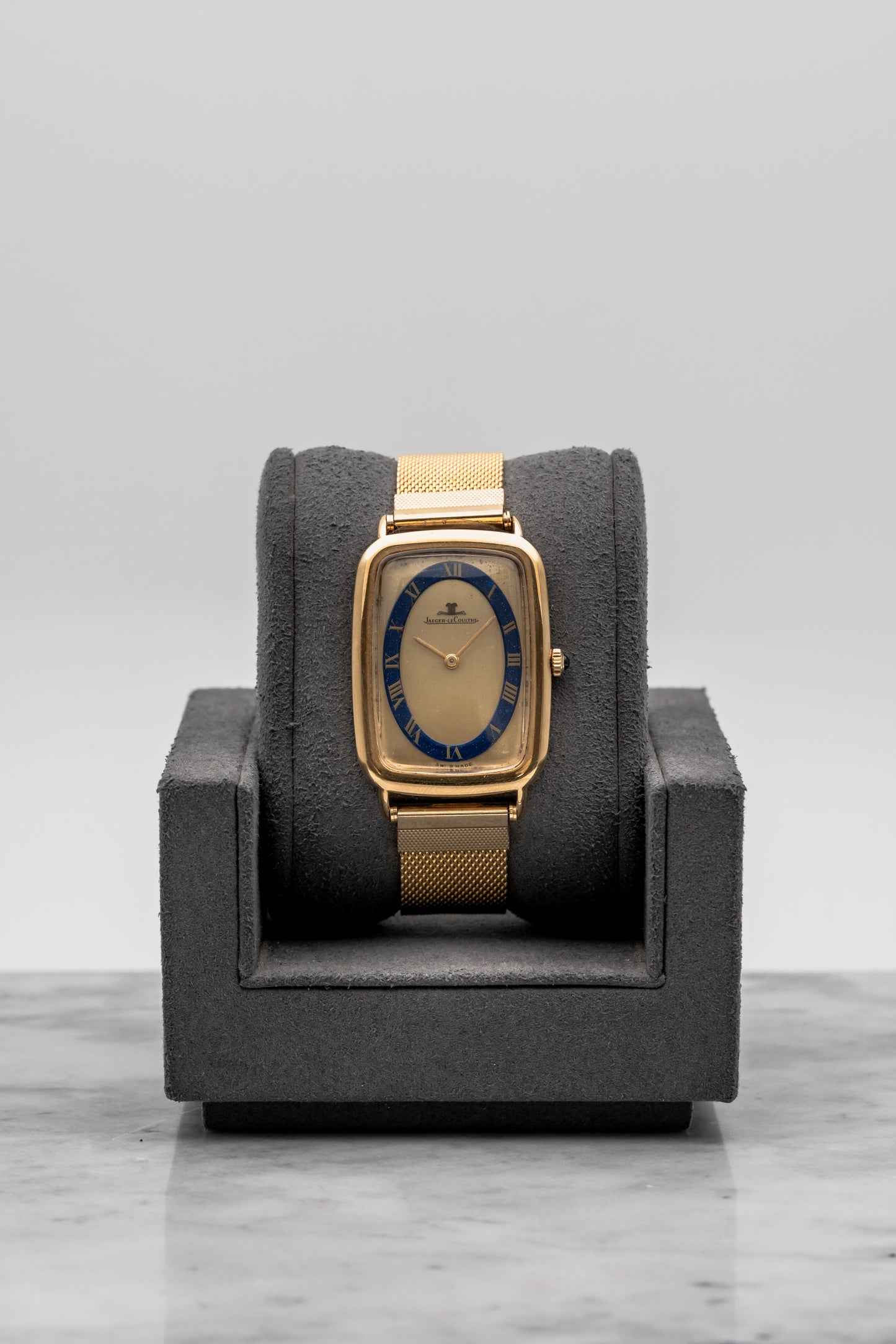 Jaeger-LeCoultre Classic 9045.21 Gold Dial