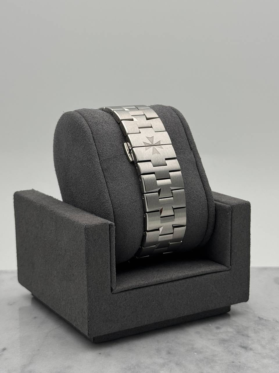 Vacheron Constantin Overseas Chronograph 5500V Silver