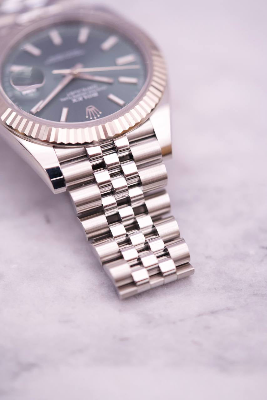 Rolex Datejust 41 Mint 126334