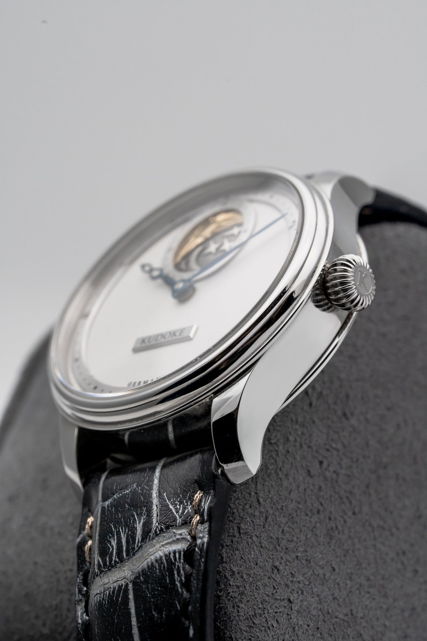 Kudoke 2 Engraved Silver Dial