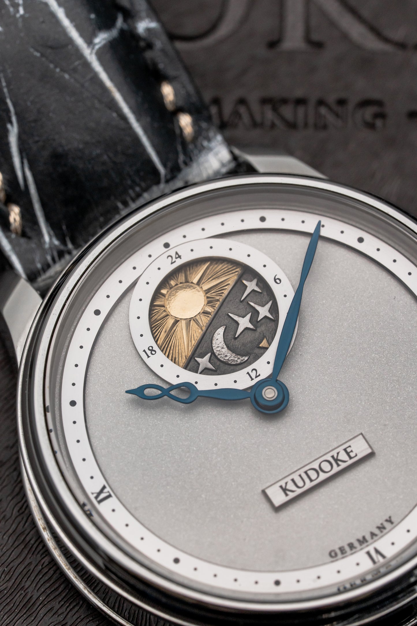 Kudoke 2 Engraved Silver Dial