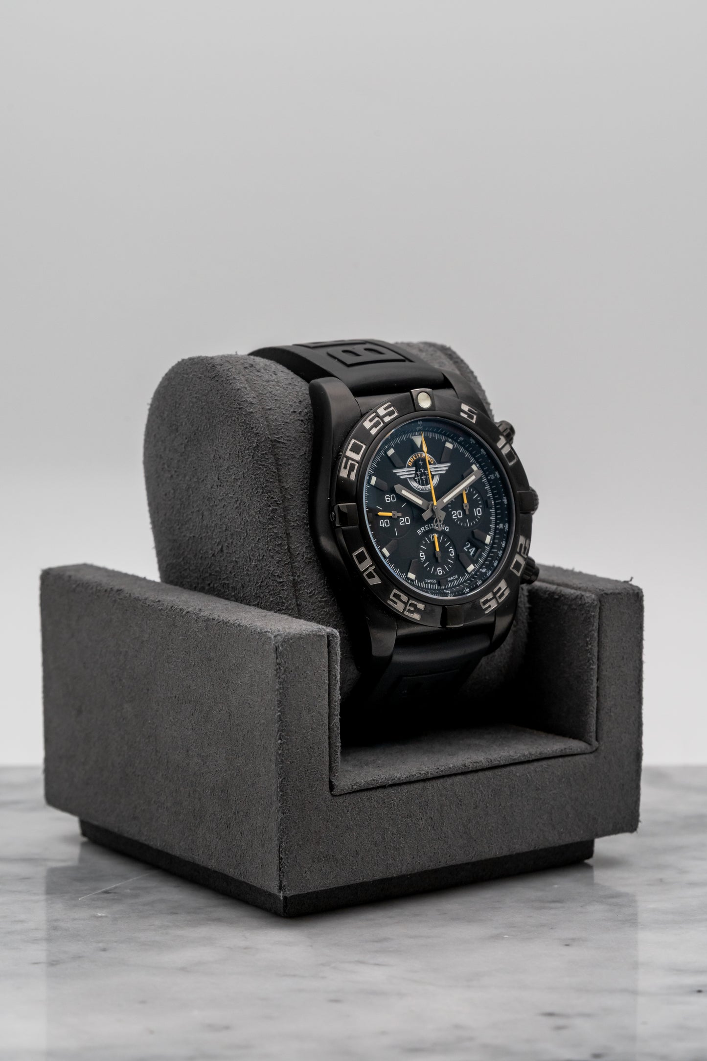 Breitling Chronomat 44 Blacksteel “Jet Team” MB01109L/BD48/153S