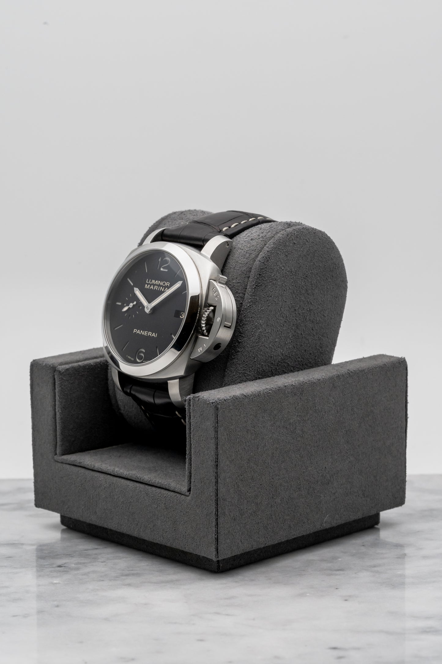 Panerai Luminor Marina PAM392, Black Dial