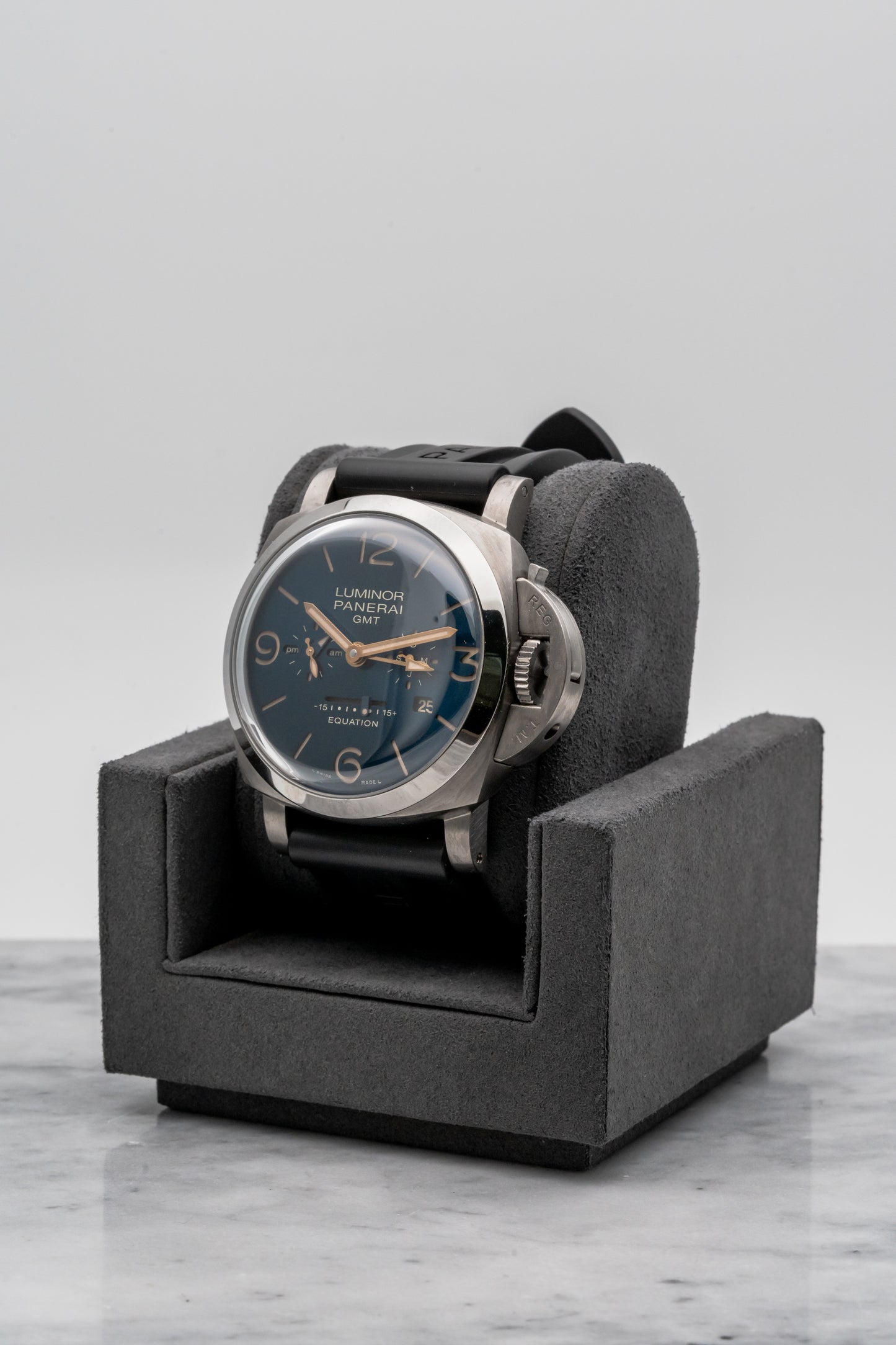 Panerai Equation of Time PAM670 Blue Dial