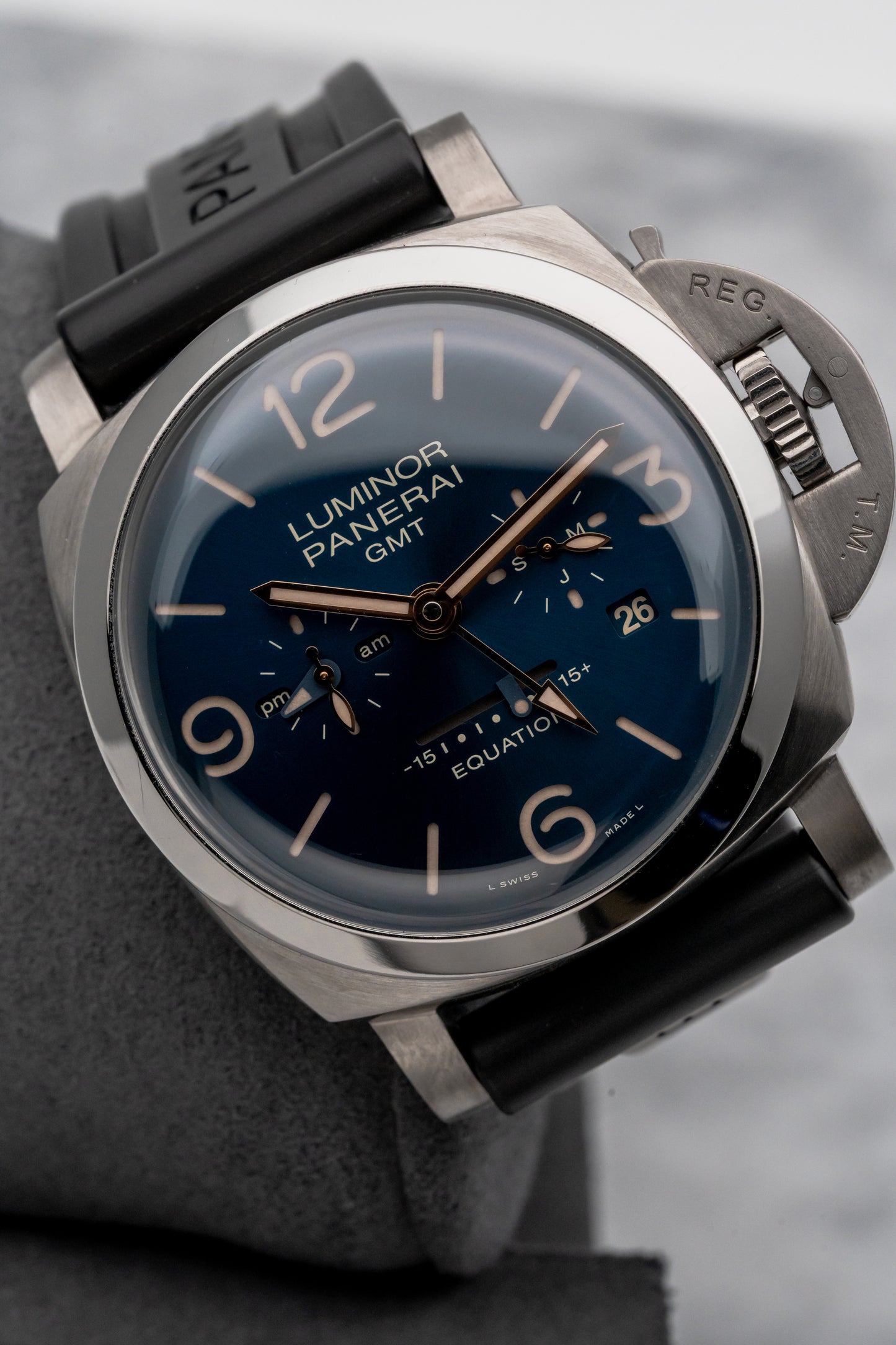 Panerai Equation of Time PAM670 Blue Dial