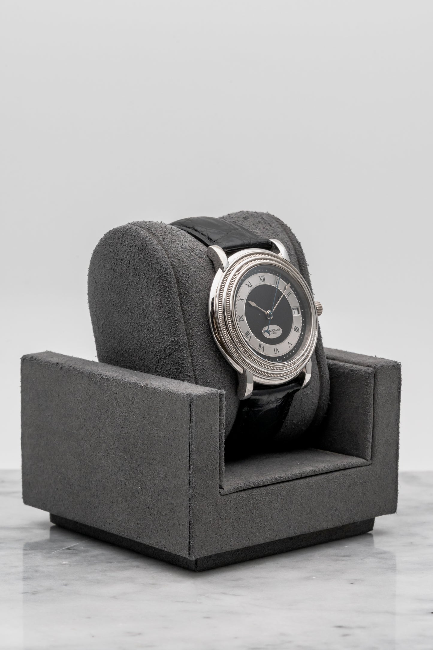 Parmigiani Fleurier Toric PF000069 Black Dial