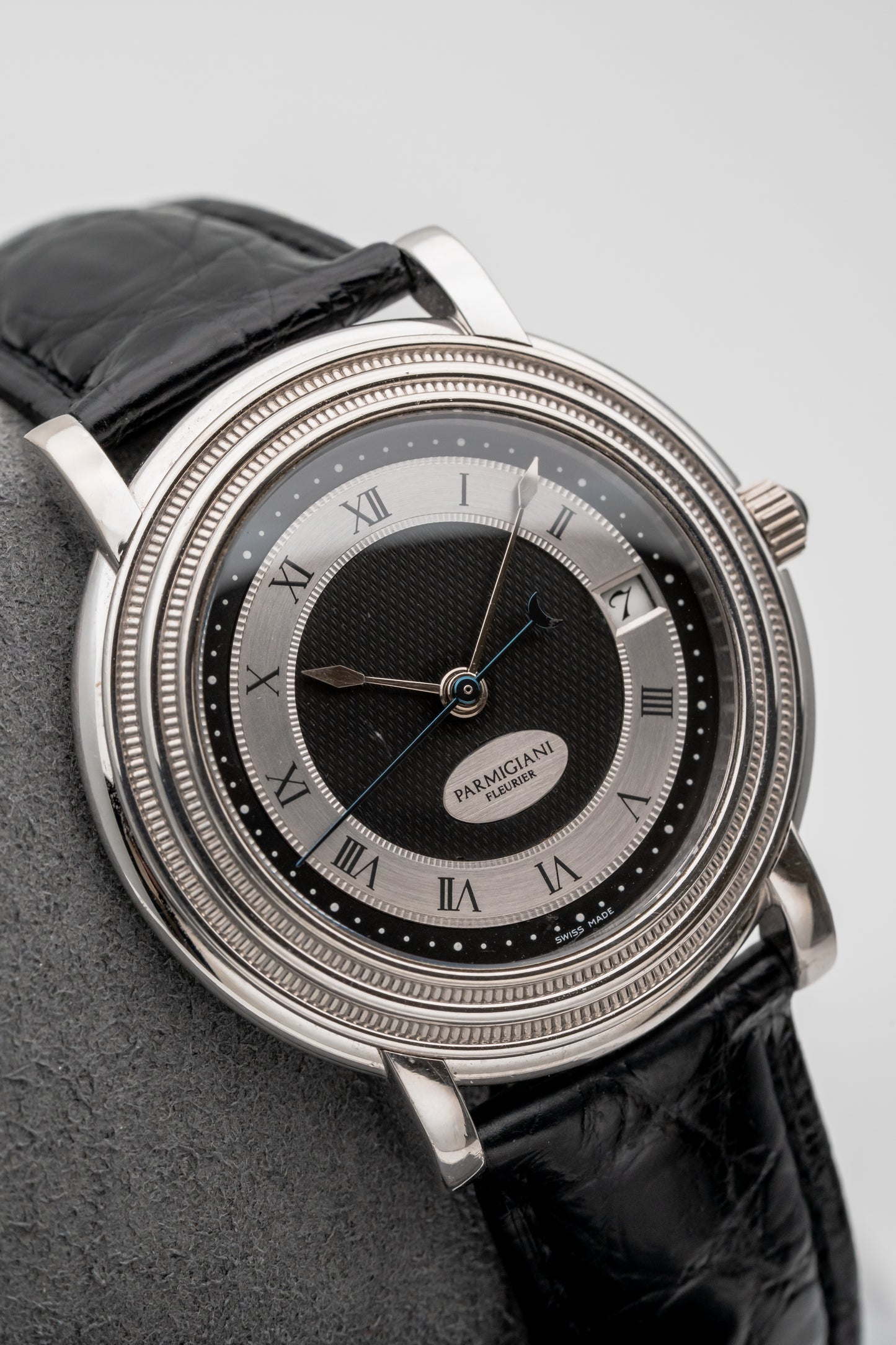 Parmigiani Fleurier Toric PF000069 Black Dial