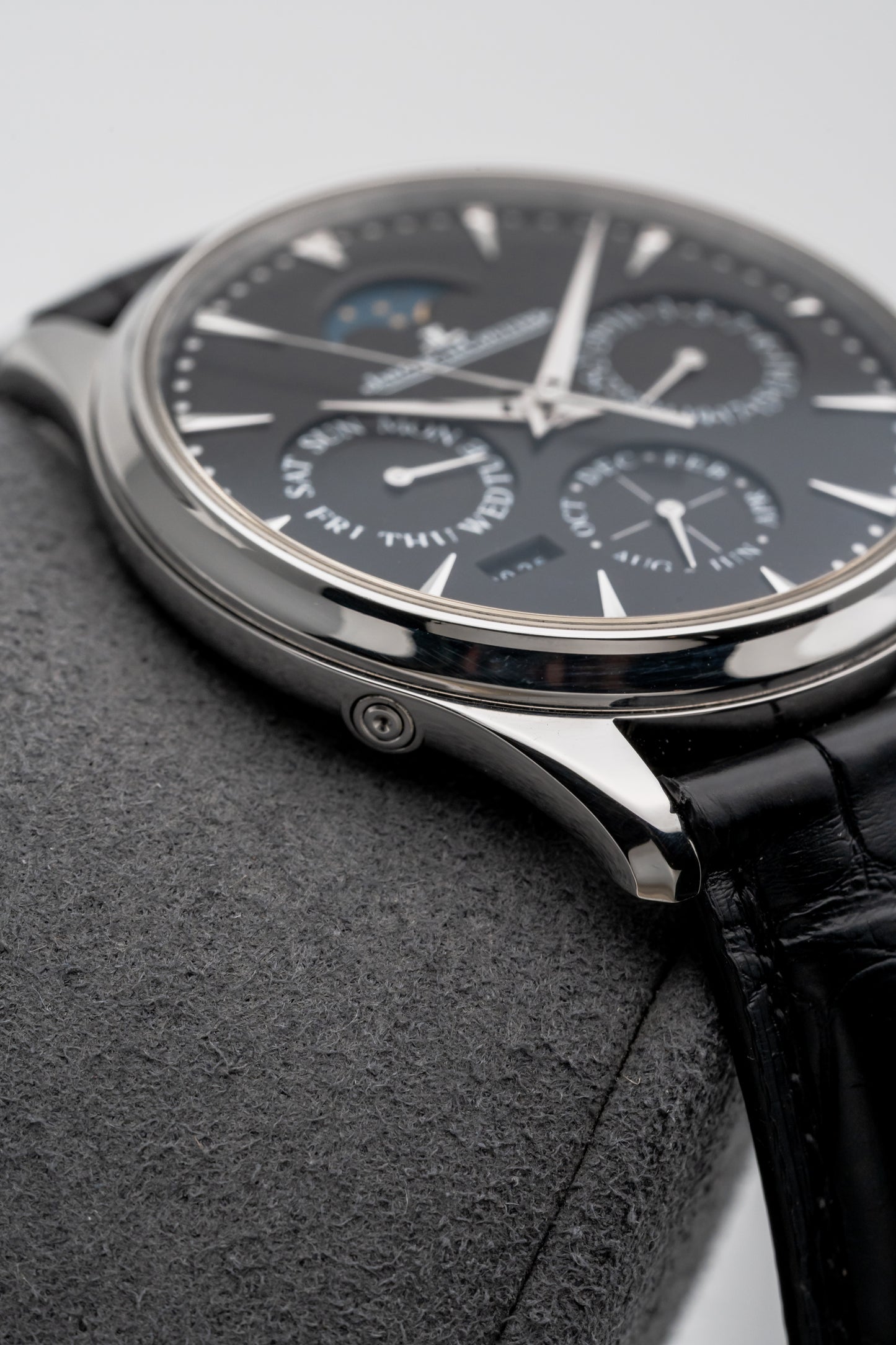 Jaeger-LeCoultre Master Ultra Thin Perpetual Q1308470 “Dr Strange” Black Dial
