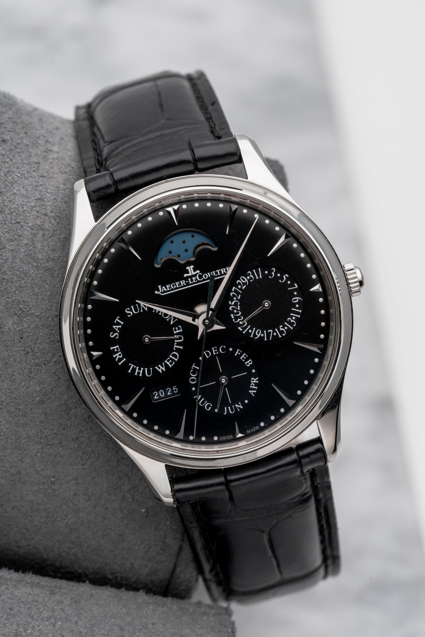 Jaeger-LeCoultre Master Ultra Thin Perpetual Q1308470 “Dr Strange” Black Dial