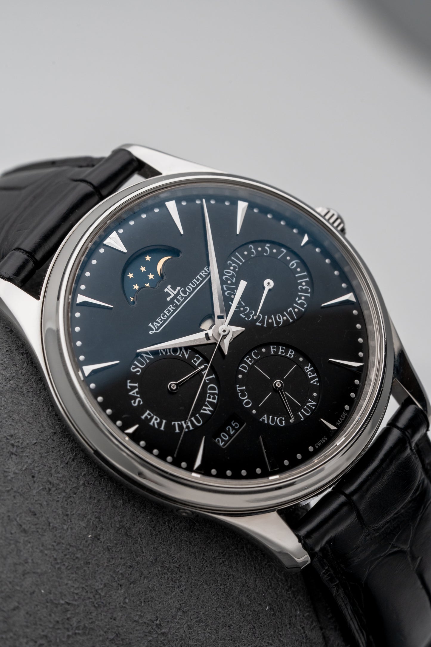 Jaeger-LeCoultre Master Ultra Thin Perpetual Q1308470 “Dr Strange” Black Dial